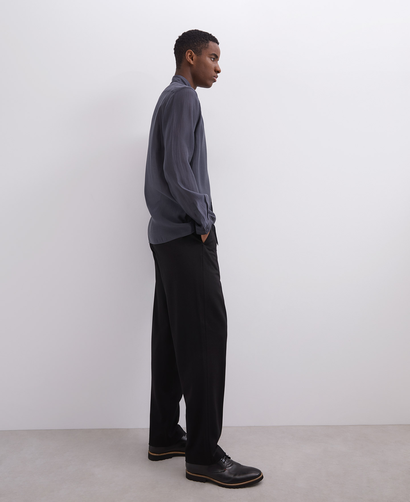 Semi-transparent mandarin collar shirt image number 3