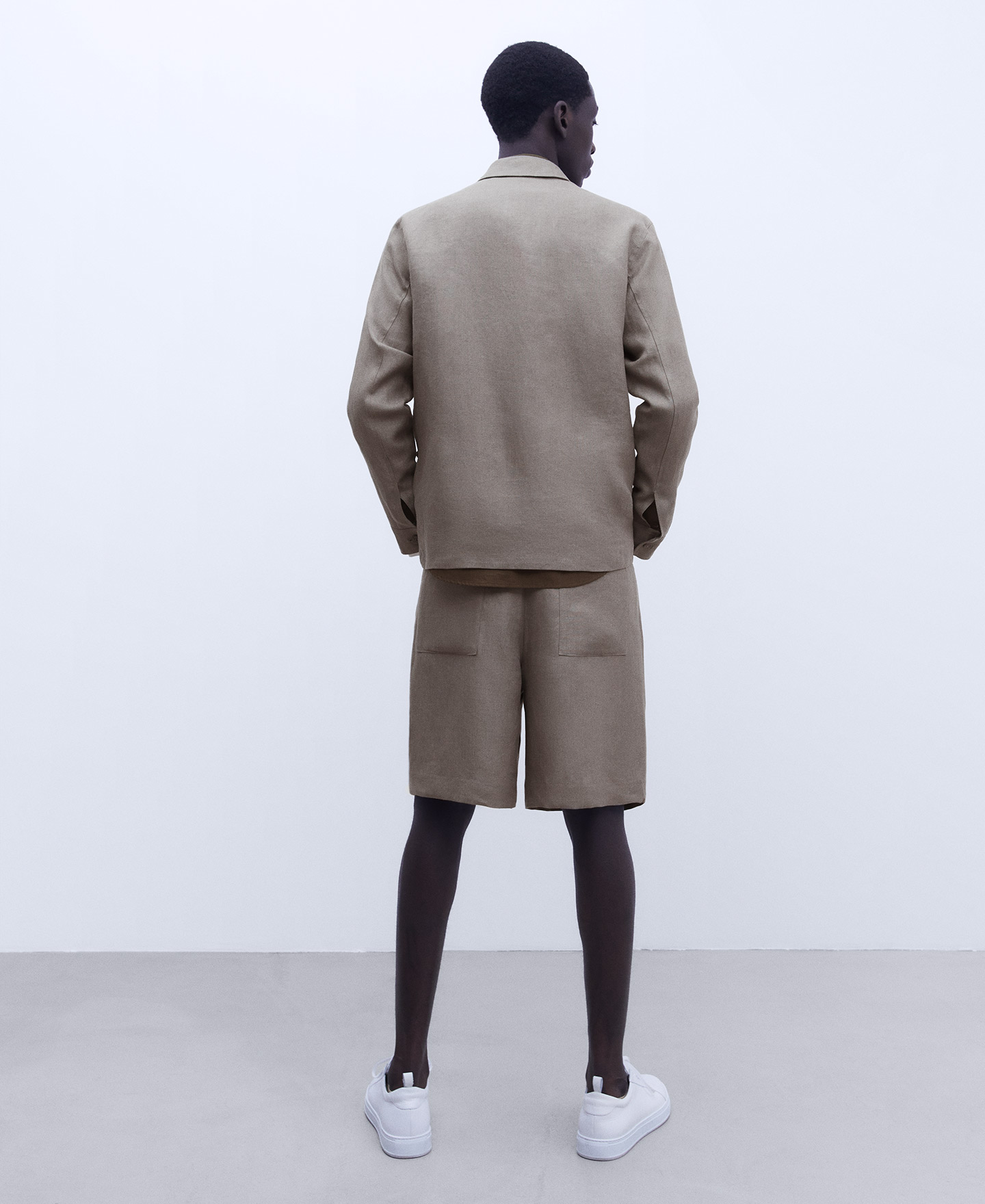 European linen overshirt image number 2