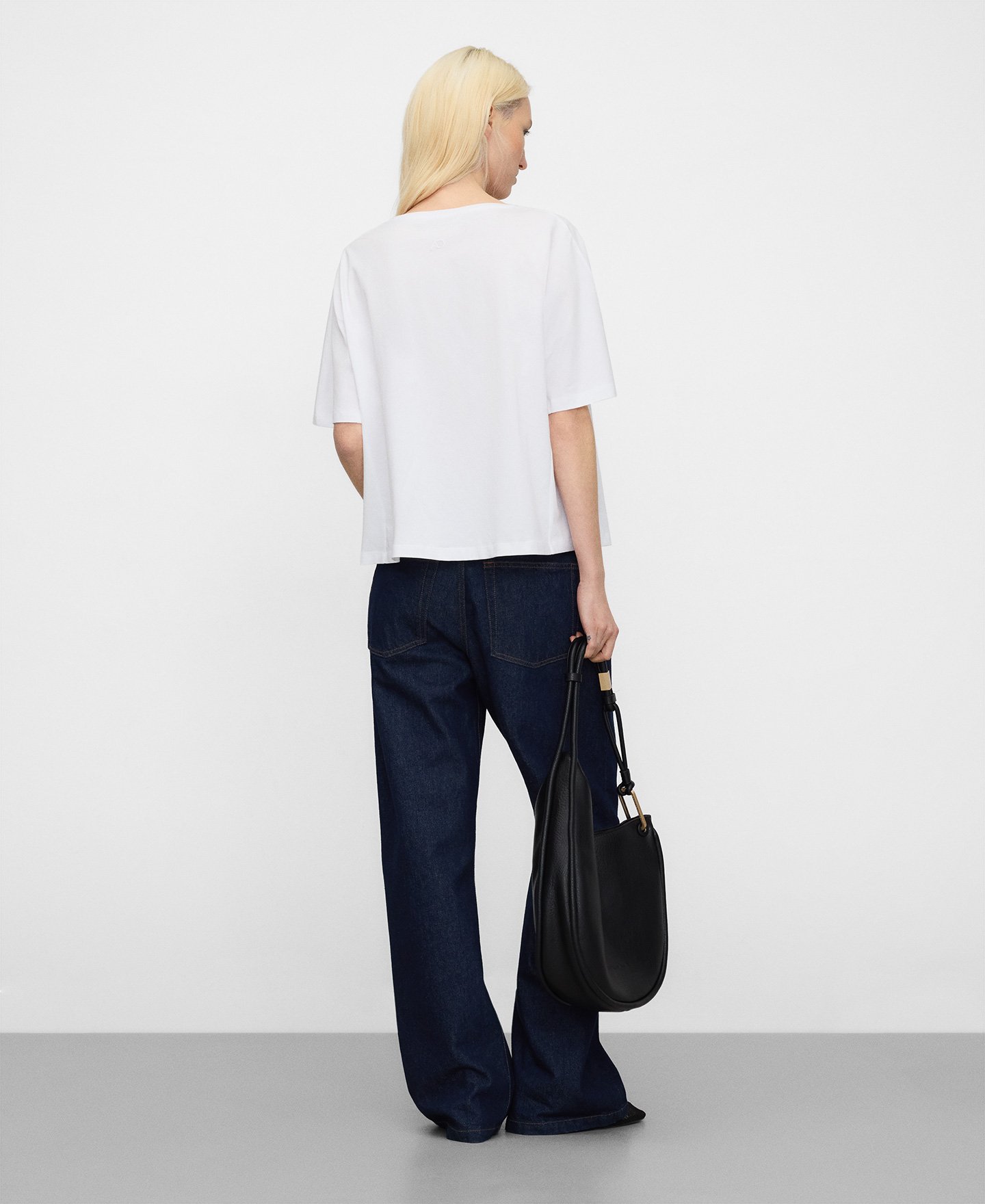 T-shirt &eacute;vas&eacute; en PYRATEX&reg; coton biologique espagnol image number 2