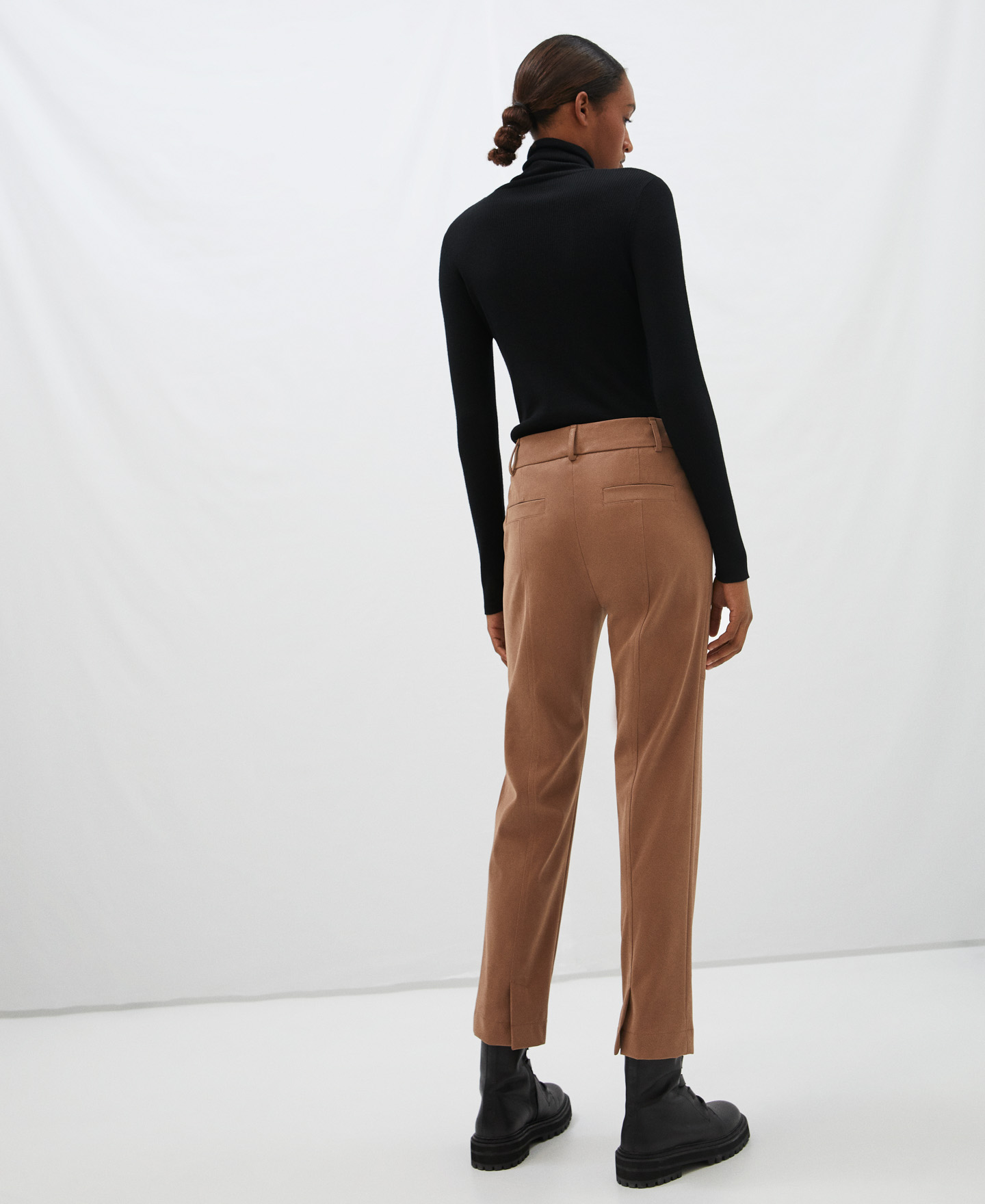Structured high-waisted trousers image number 2