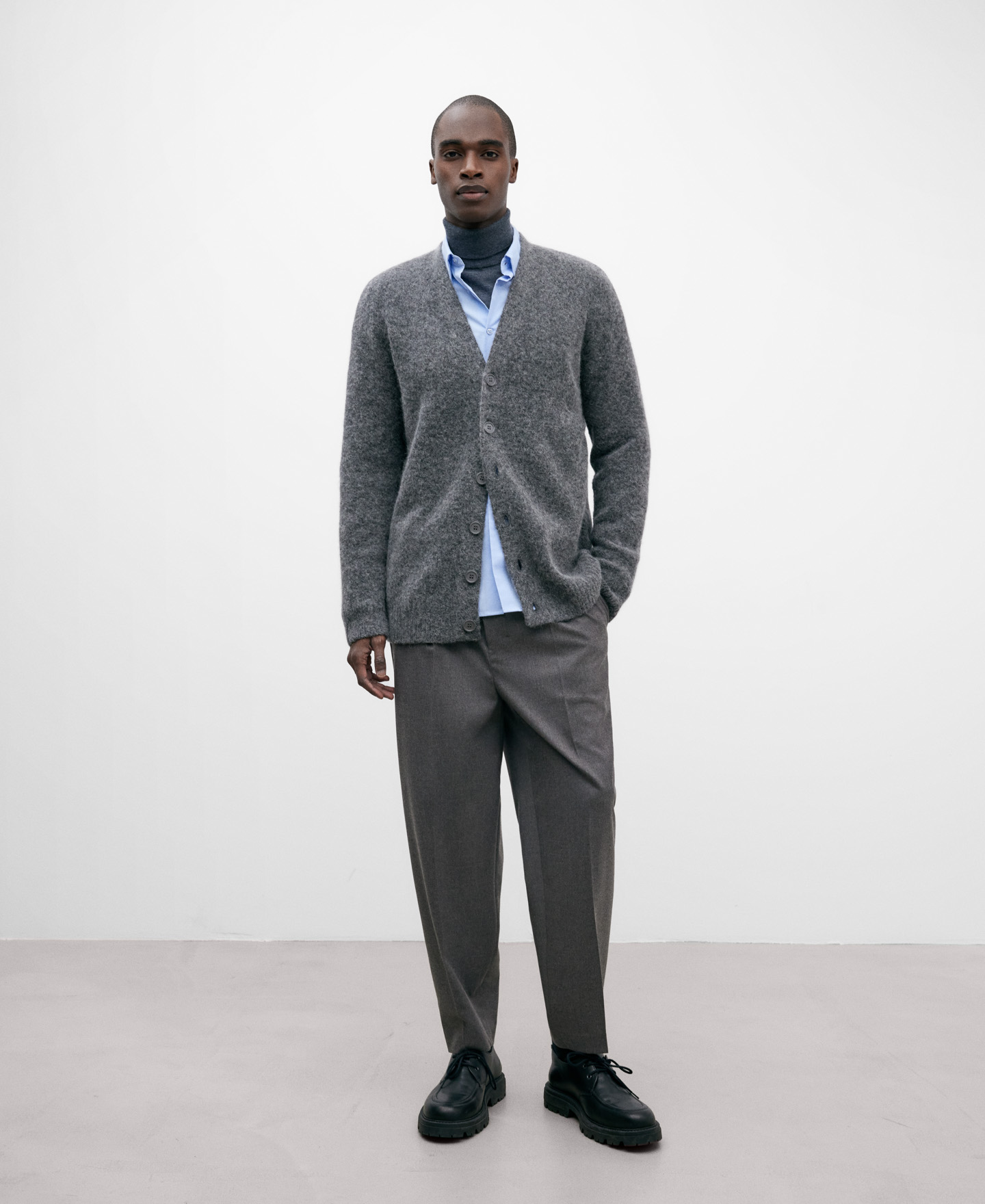 Tailored trousers for men in stone image number 1