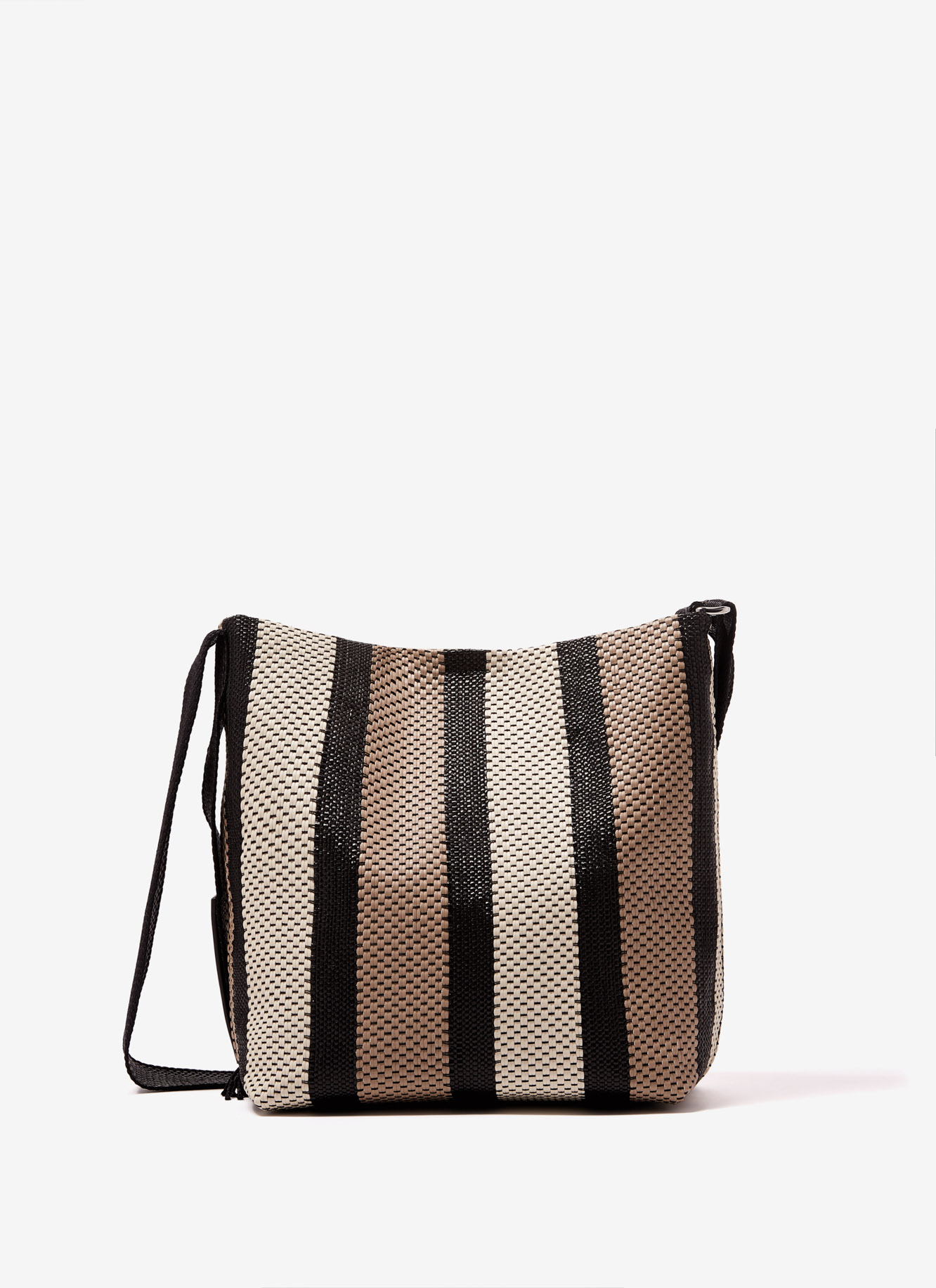 Bolso cubo de rayas en efecto rafia image number 0