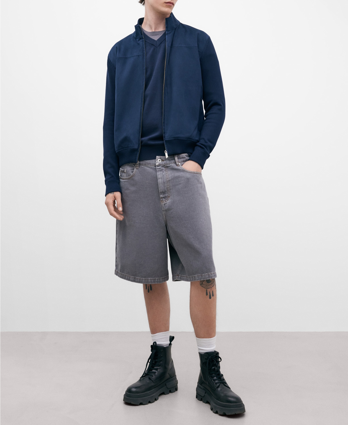 Blue cotton cardigan for men image number 1