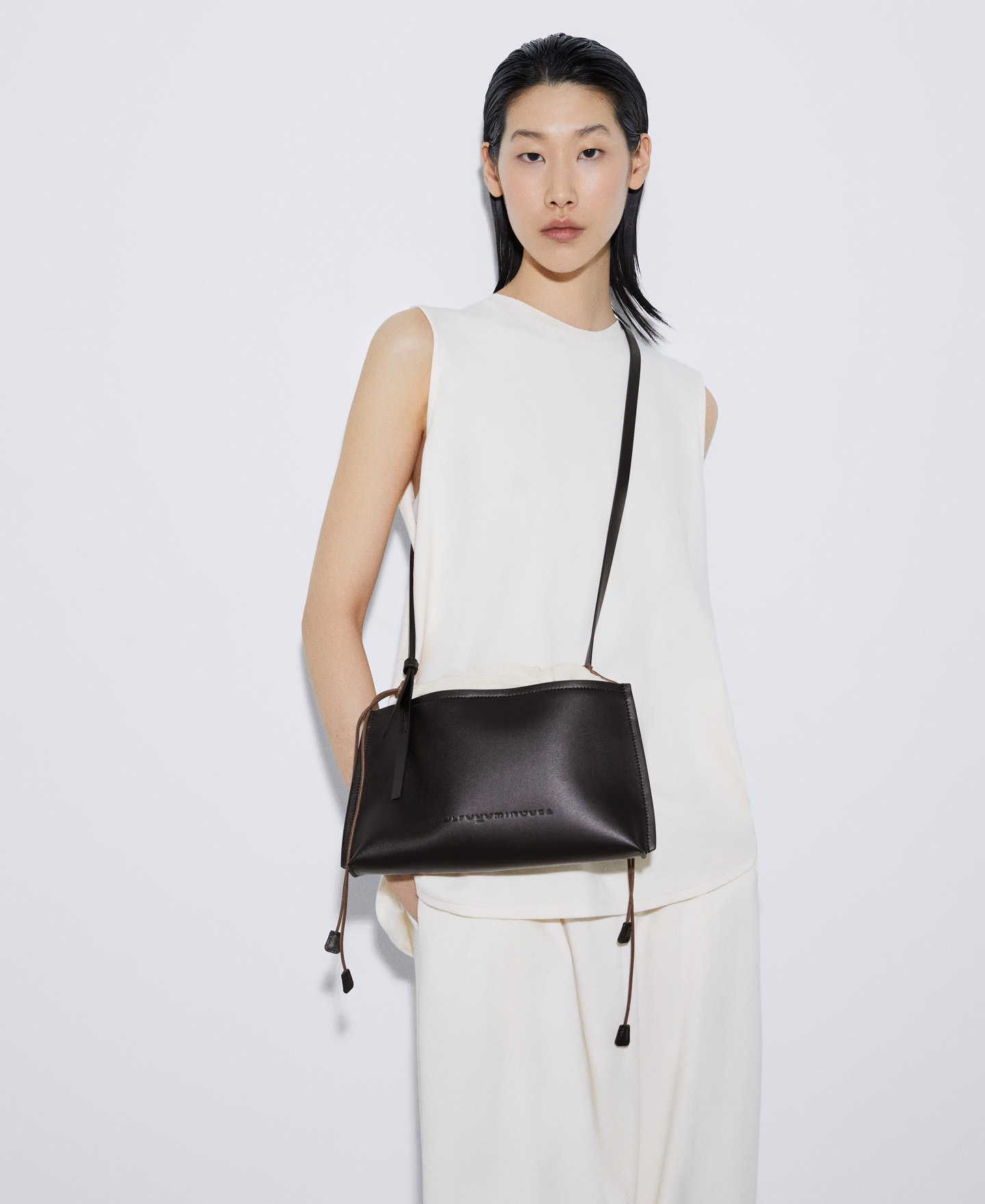 Rectangular leather bag image number 4