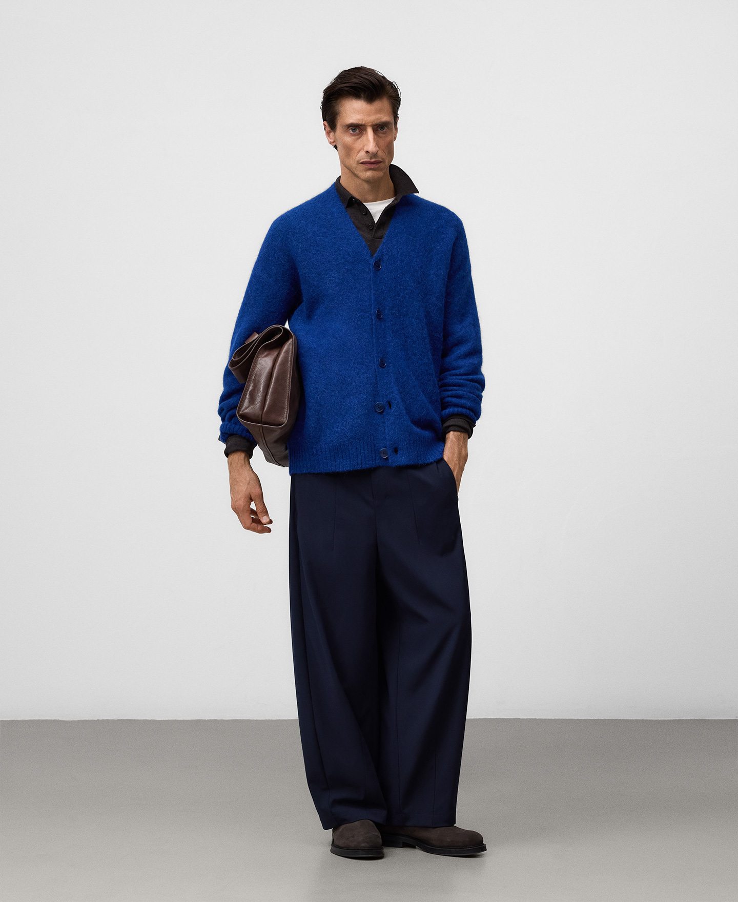 Knit V-neck cardigan man image number 1