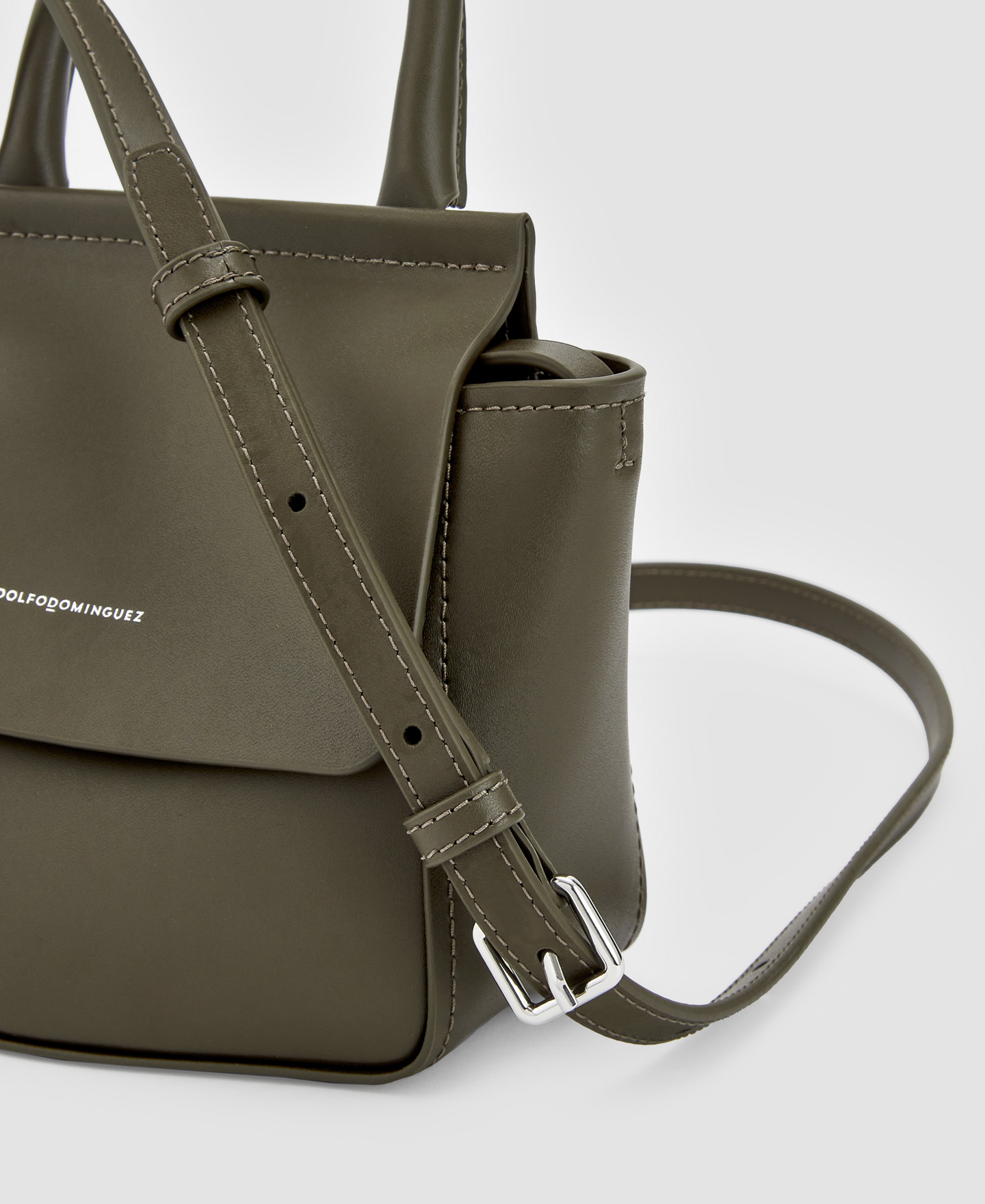 Responsible leather small handbag image number 2