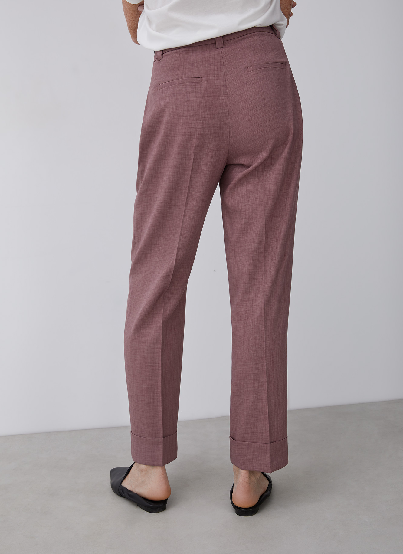 Straight trousers with darts image number 1