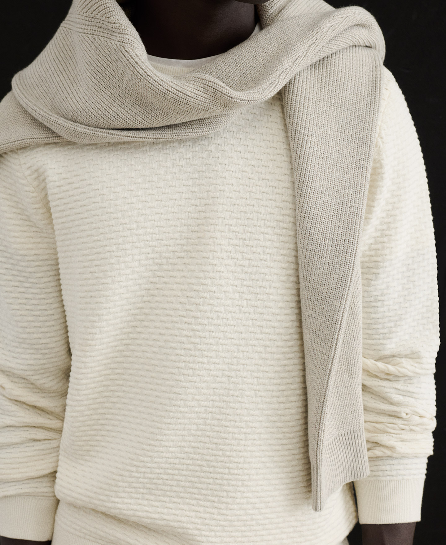 Organic cotton structured knit sweater image number 4