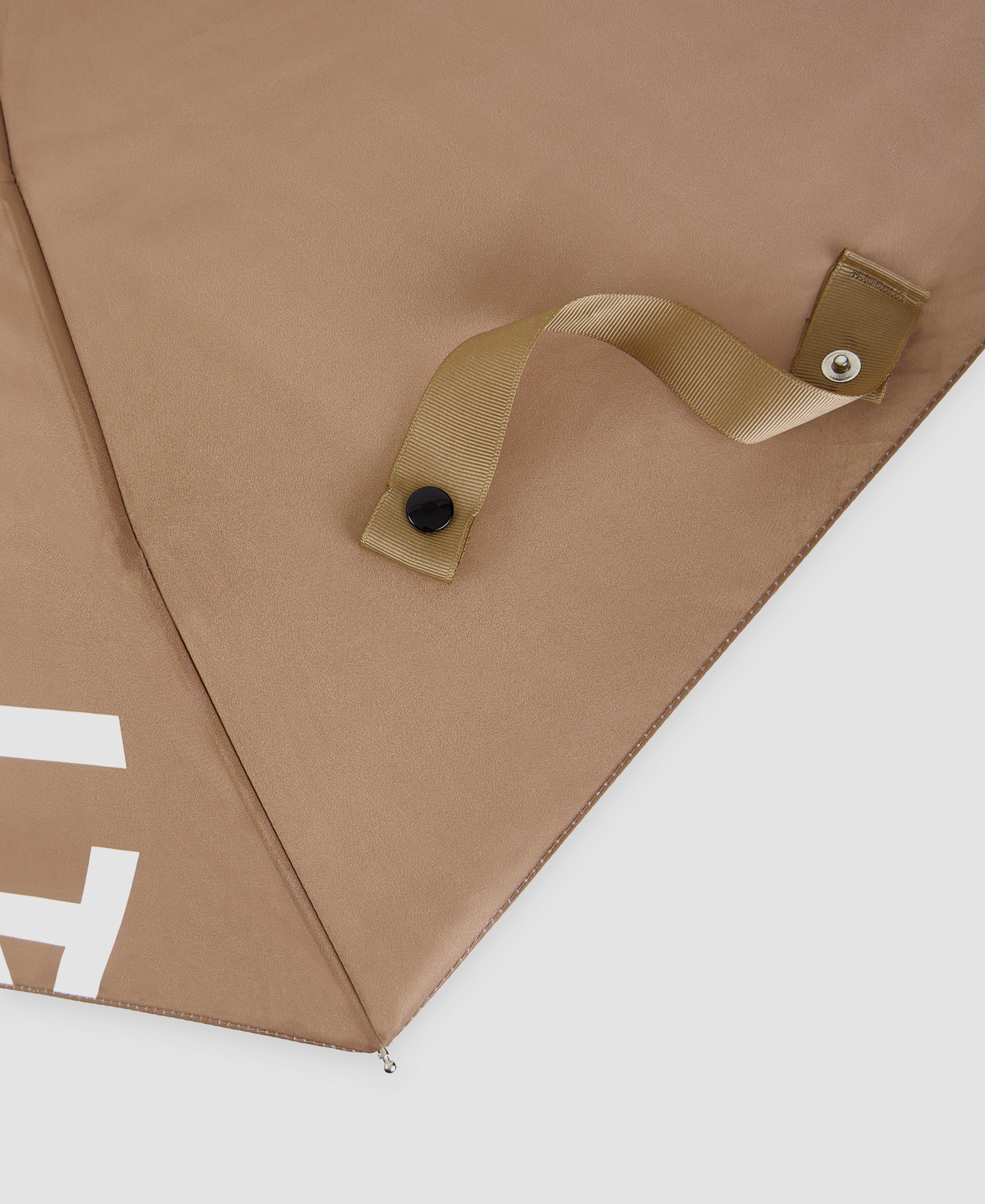 Folding umbrella with envelope cover image number 1
