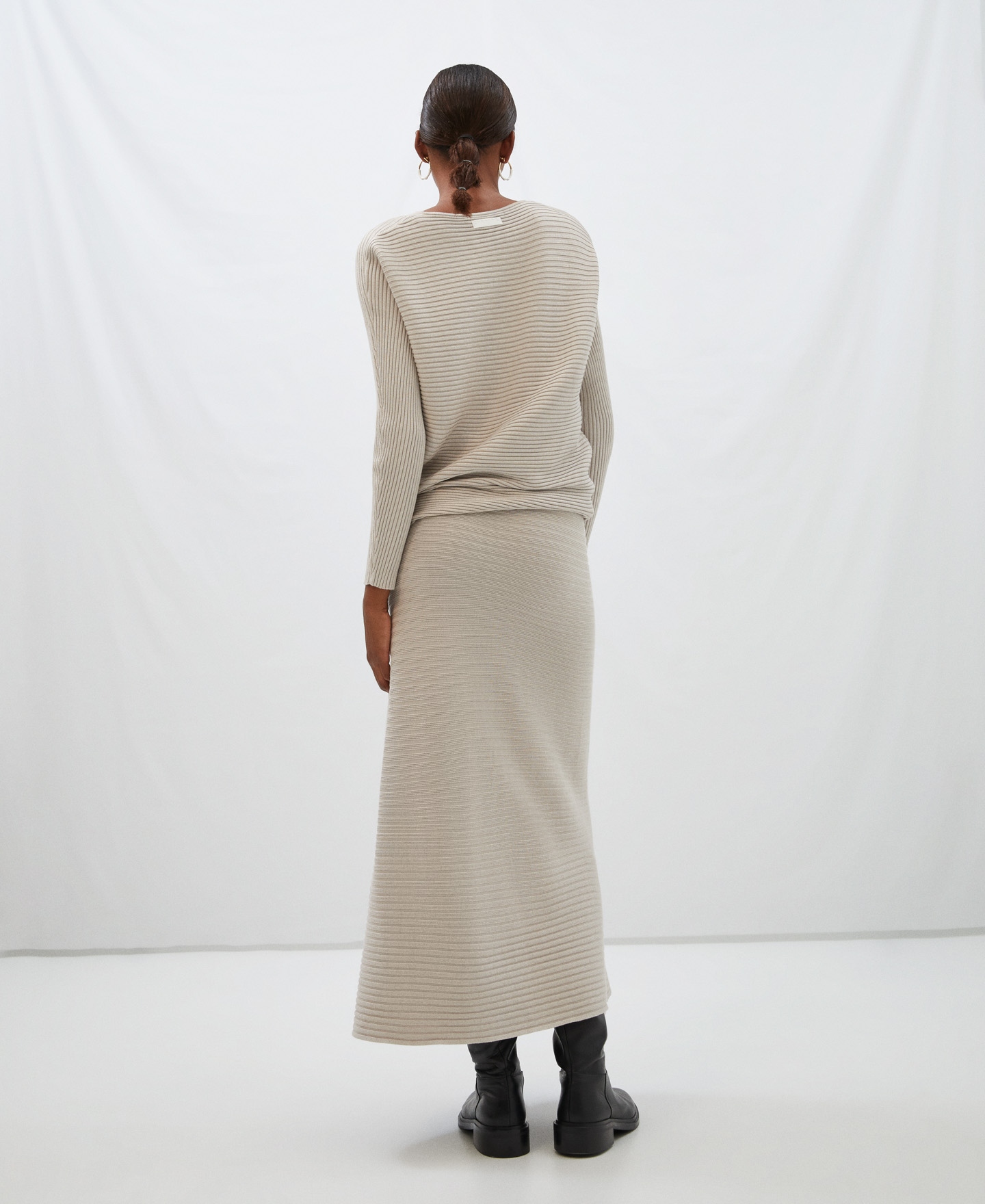 Viscose ribbed skirt image number 2
