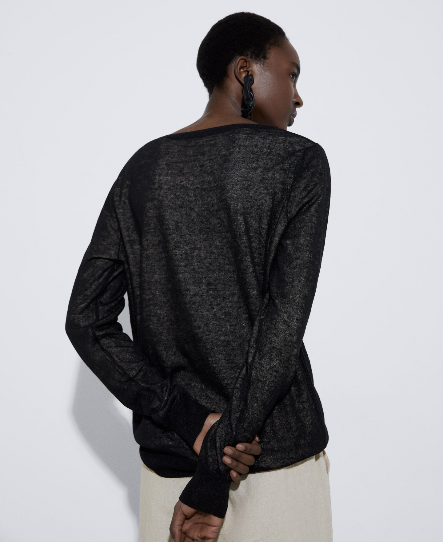 Fine linen sweater image number 2
