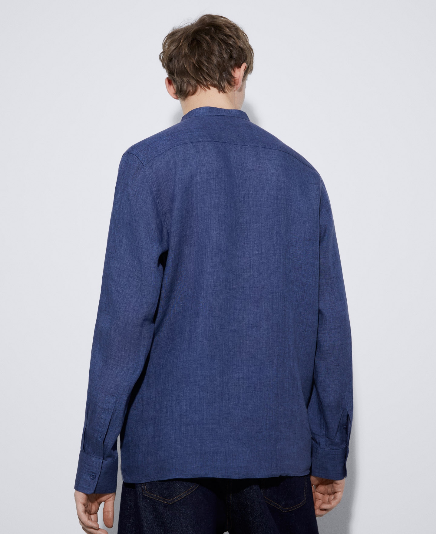 Camisa cuello Mao en lino natural image number 2