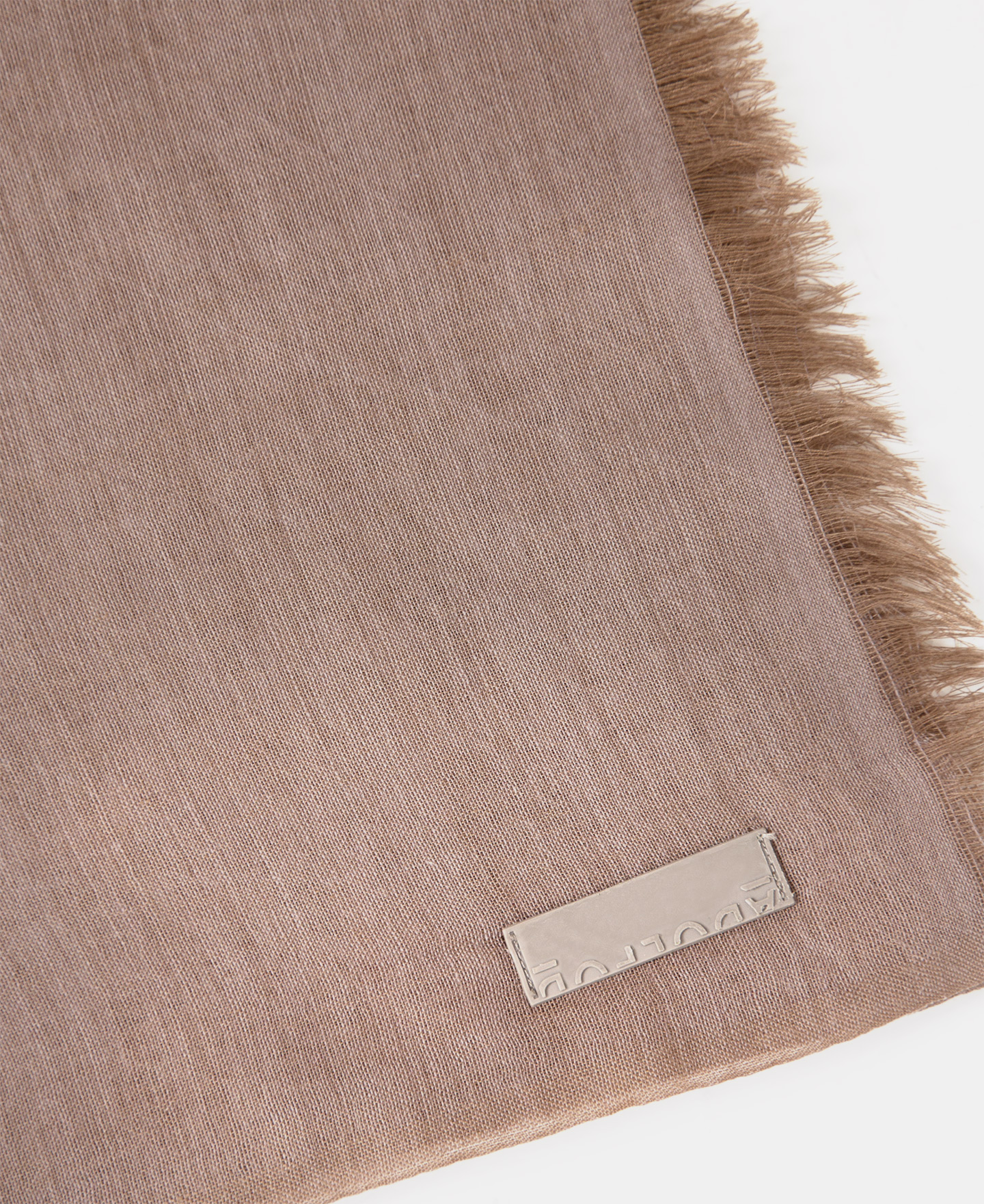 Plain shawl in modal and merino wool image number 2