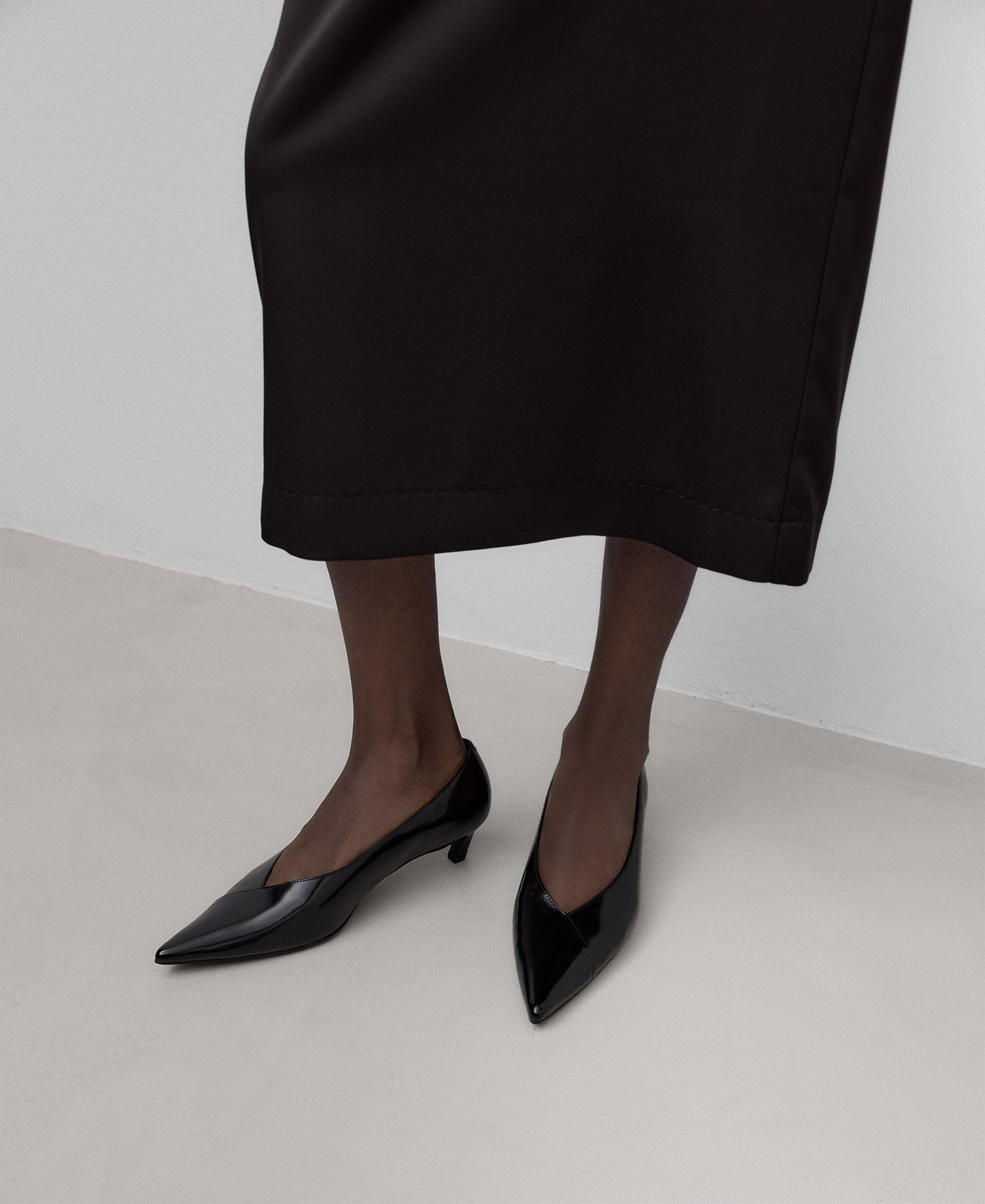 Zapato tac&oacute;n piel mujer image number 3