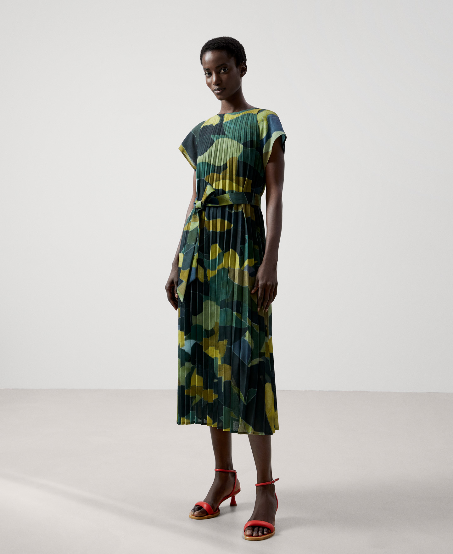 Print midi dress image number 1