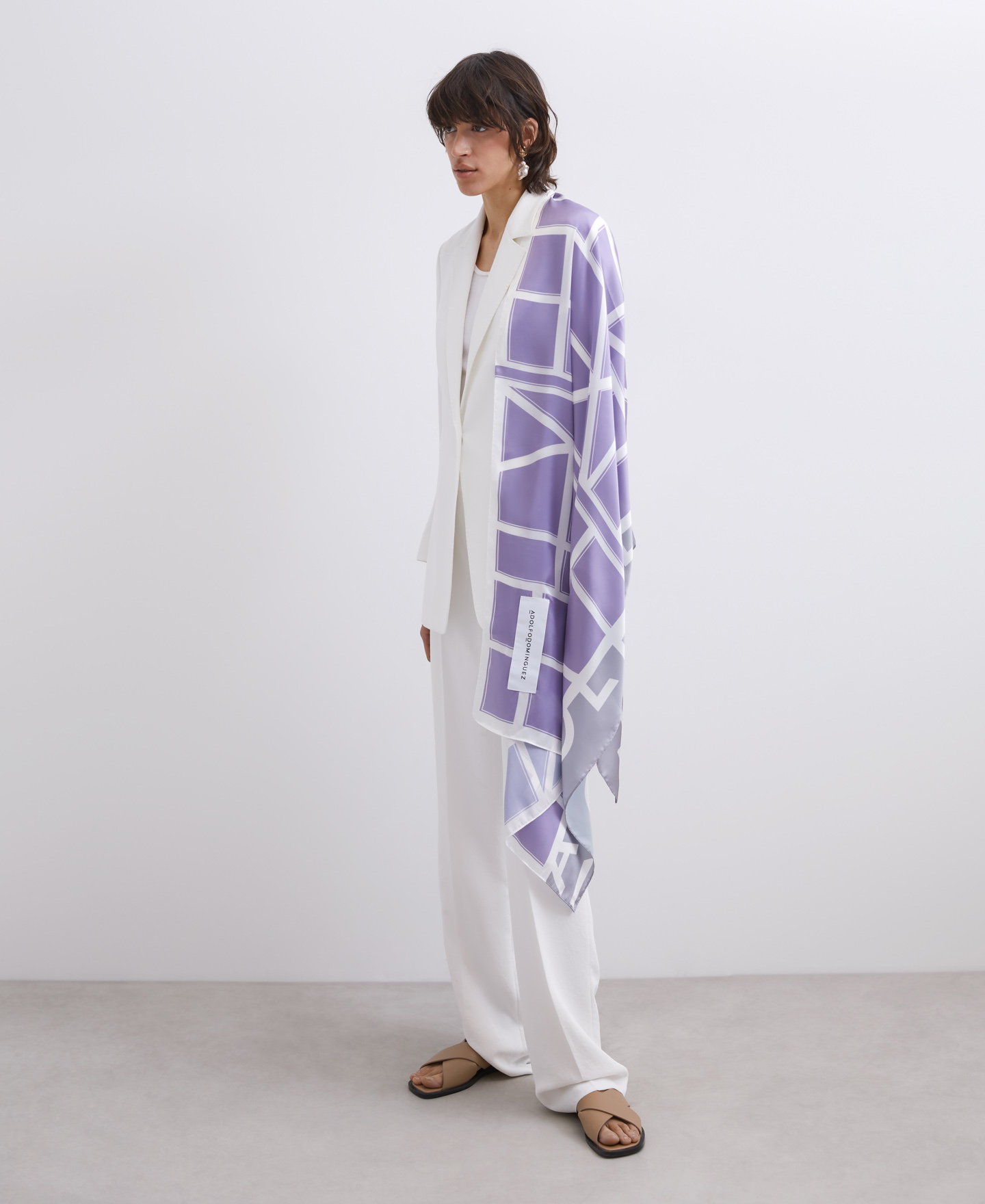 Straight printed foulard with logo image number 4