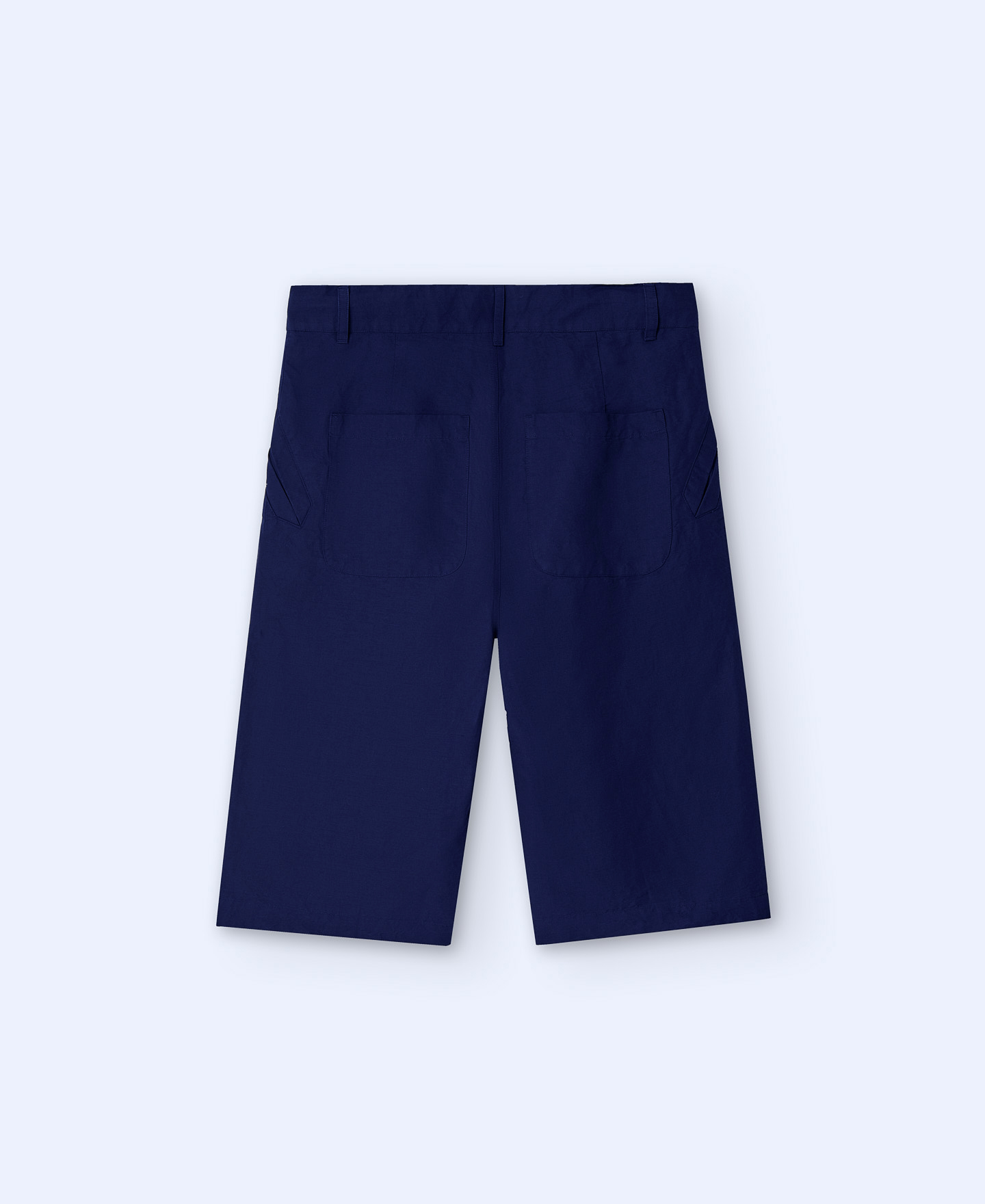 European linen Bermuda shorts image number 5