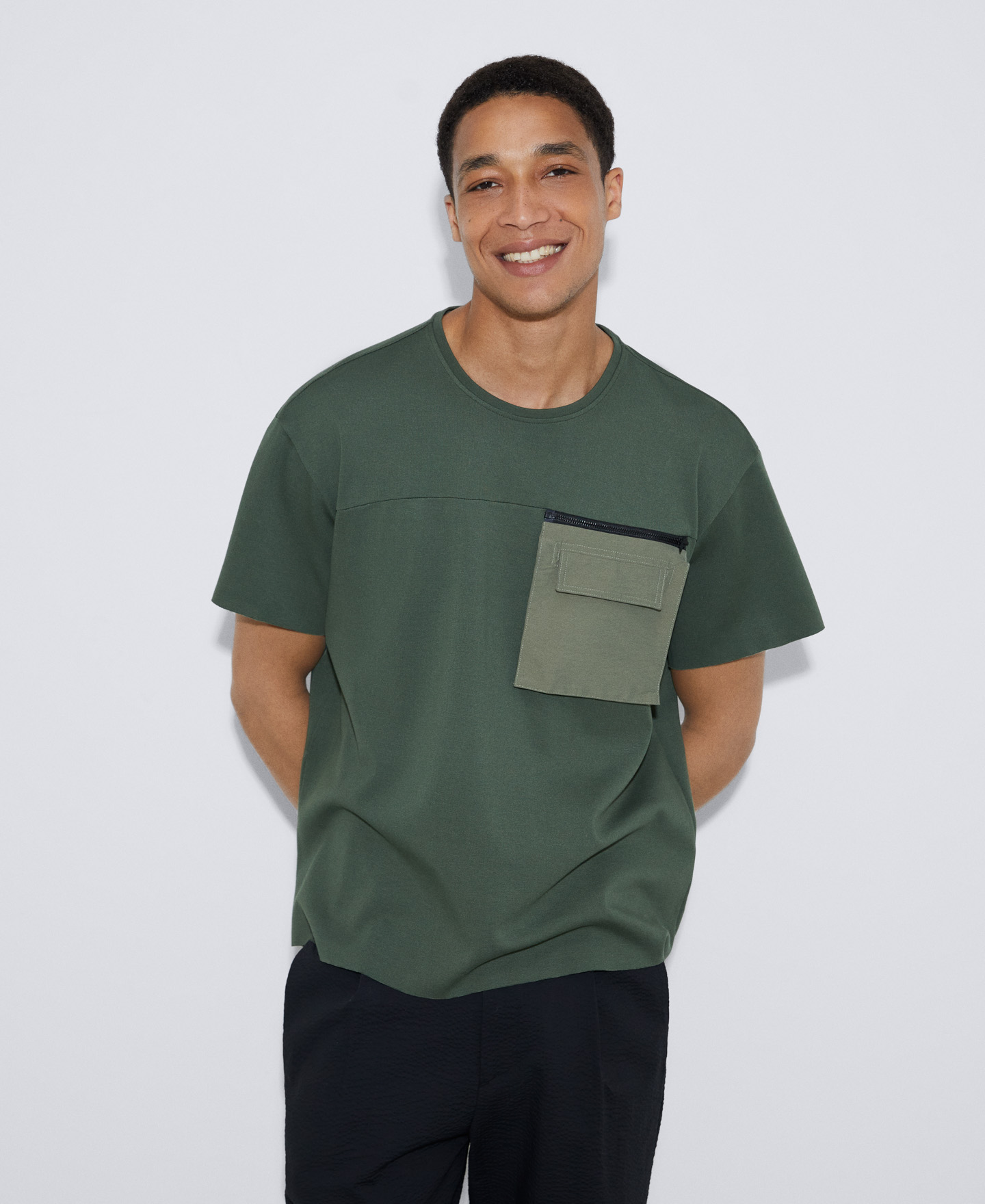 Viscose pocket T-shirt responsible image number 0