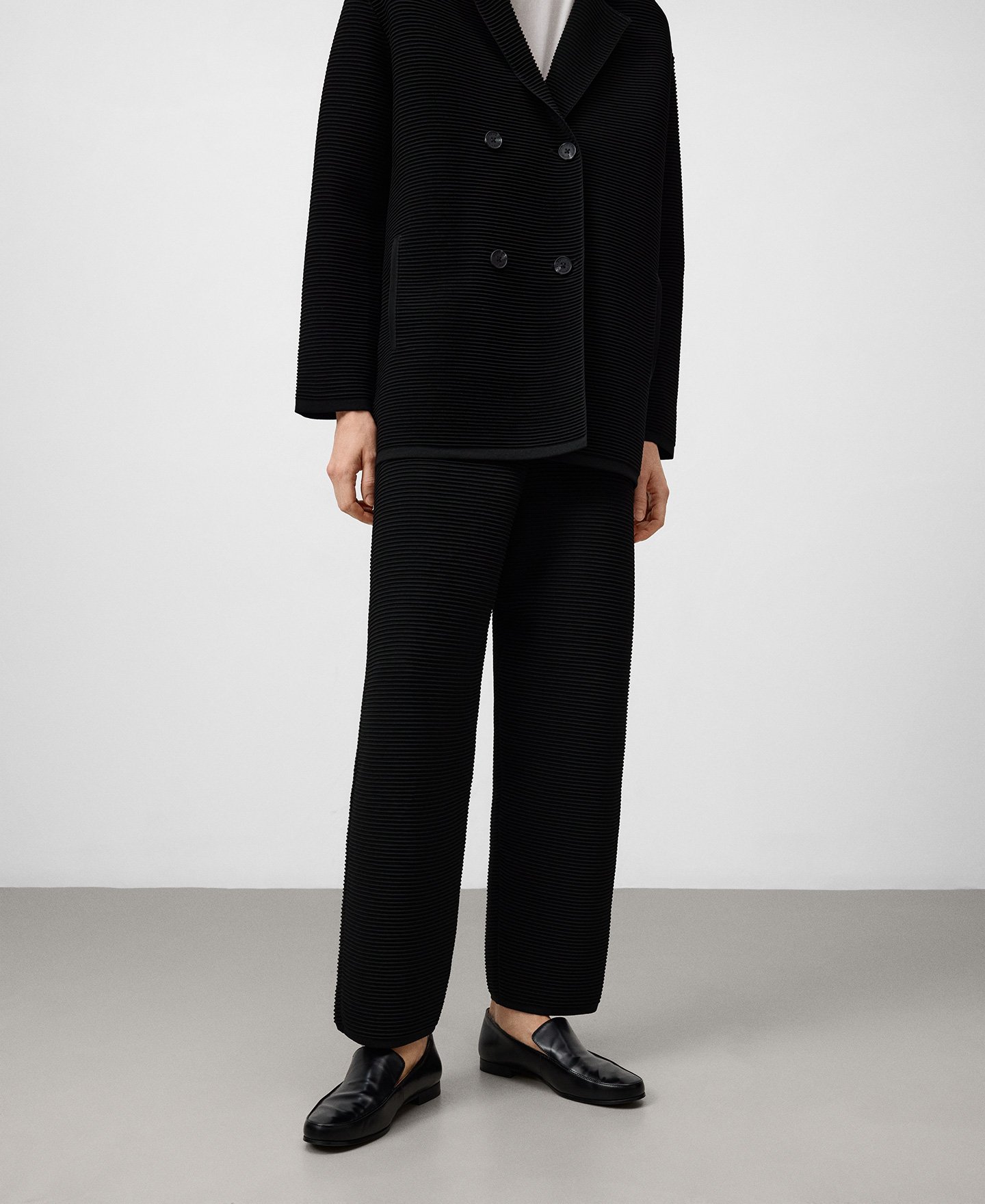 Barrel fit structured trousers woman image number 0