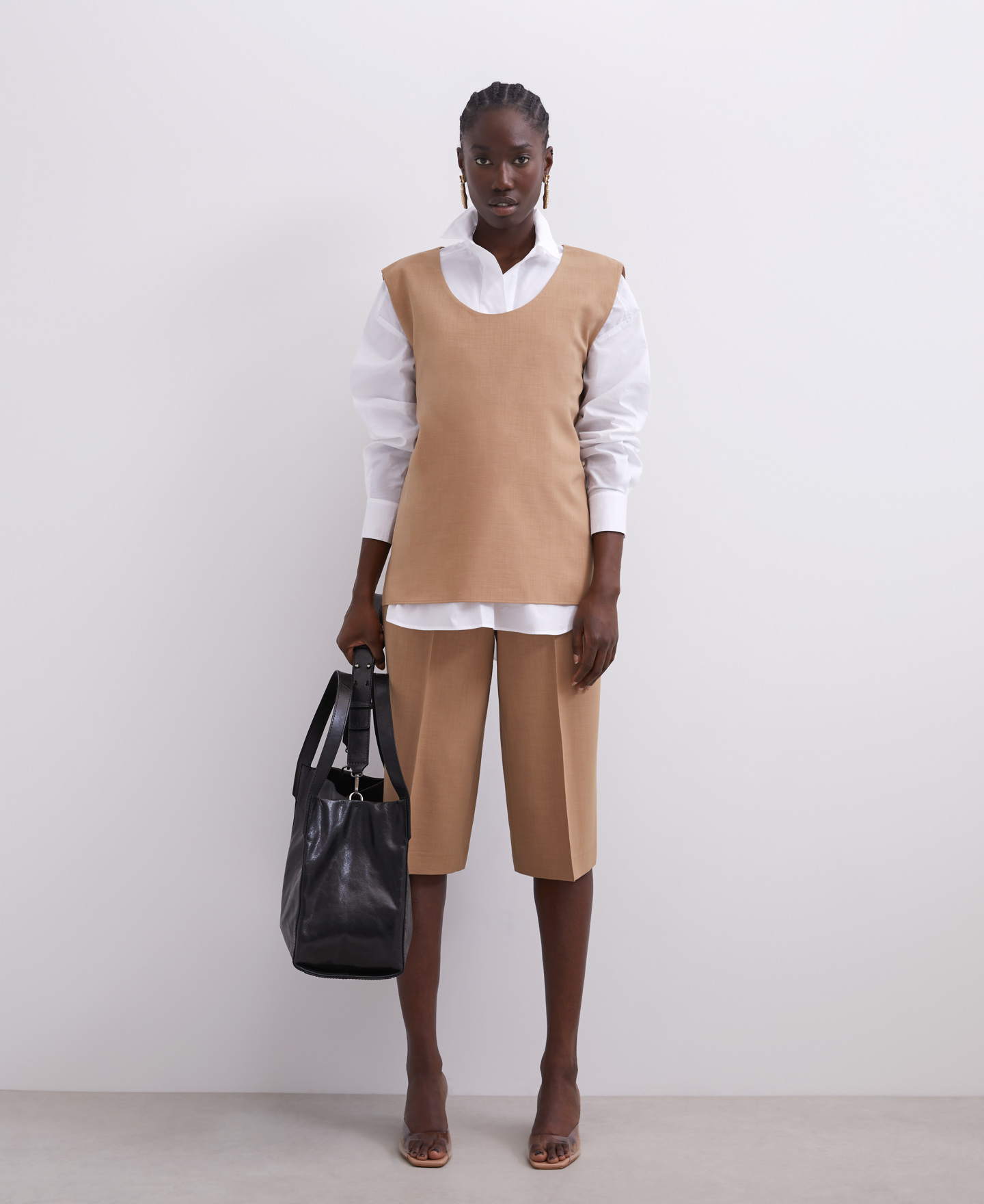 Straight silhouette long bermuda shorts image number 0