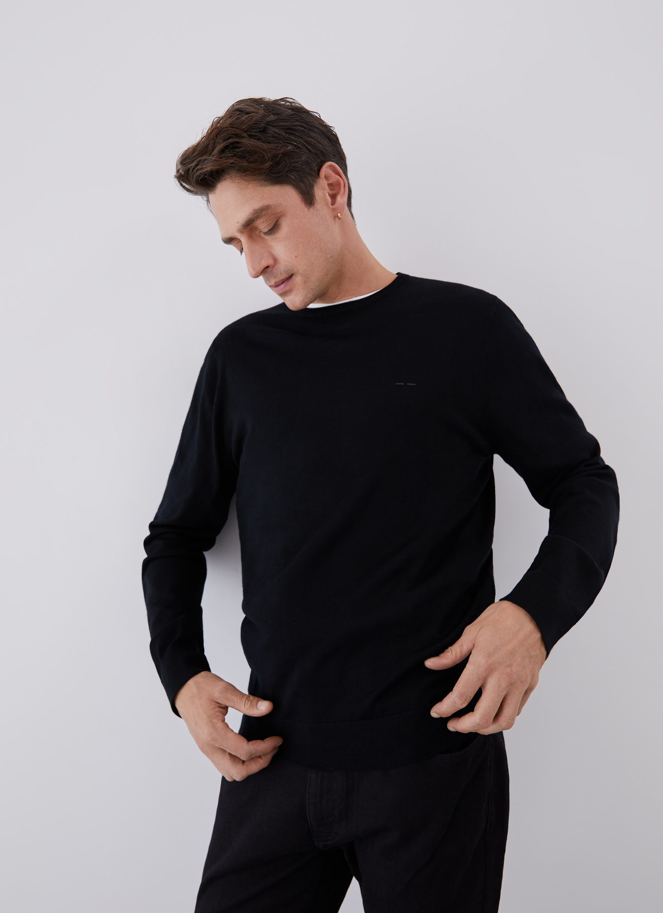 Merino crew collar sweater image number 0