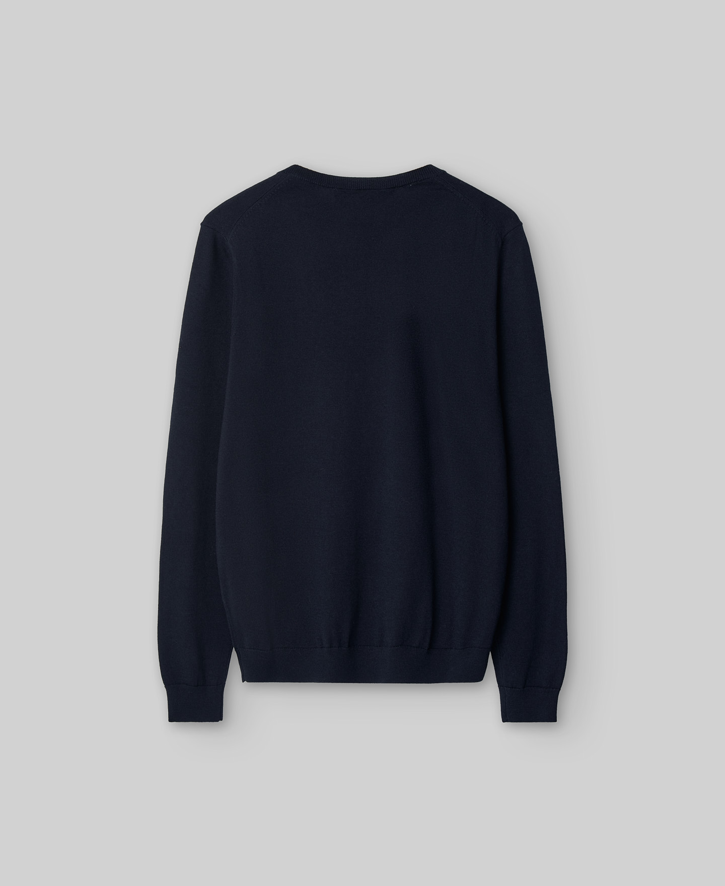 Jersey cuello pico lana merino hombre image number 5