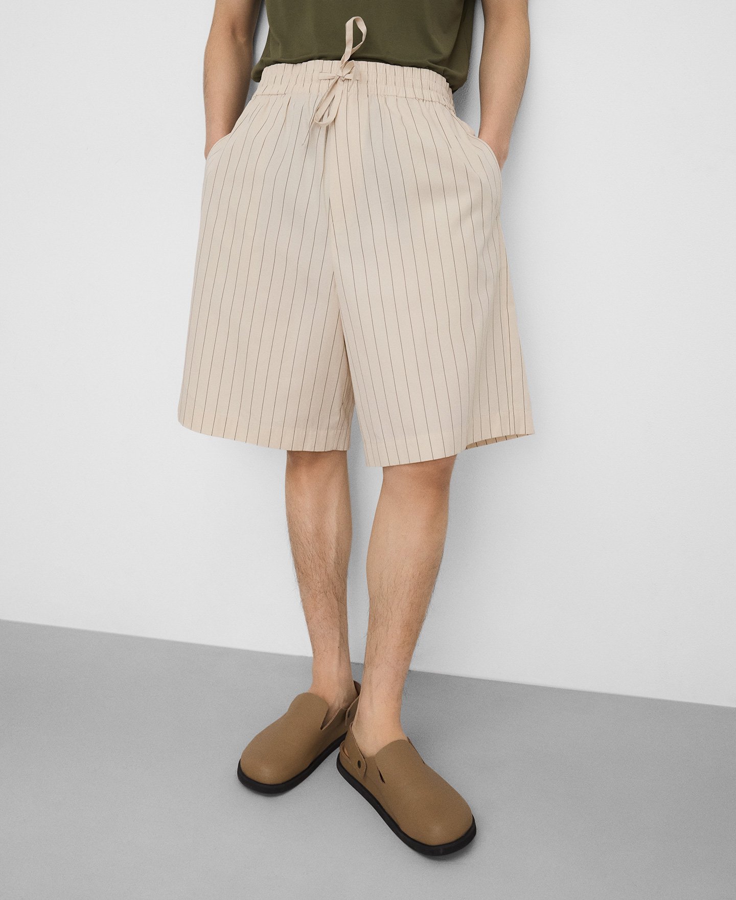 Bermuda relaxed fit rayas image number 0