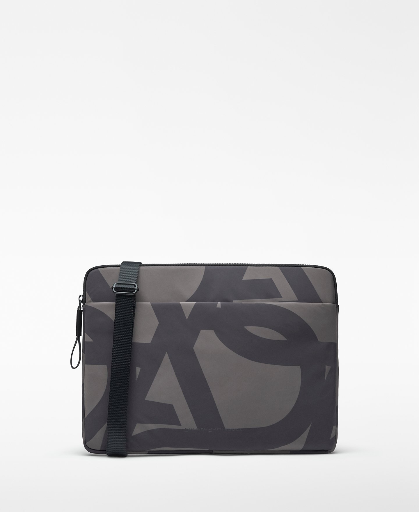 Housse pour ordinateur portable en nylon avec logo maxi pour femme image number 0