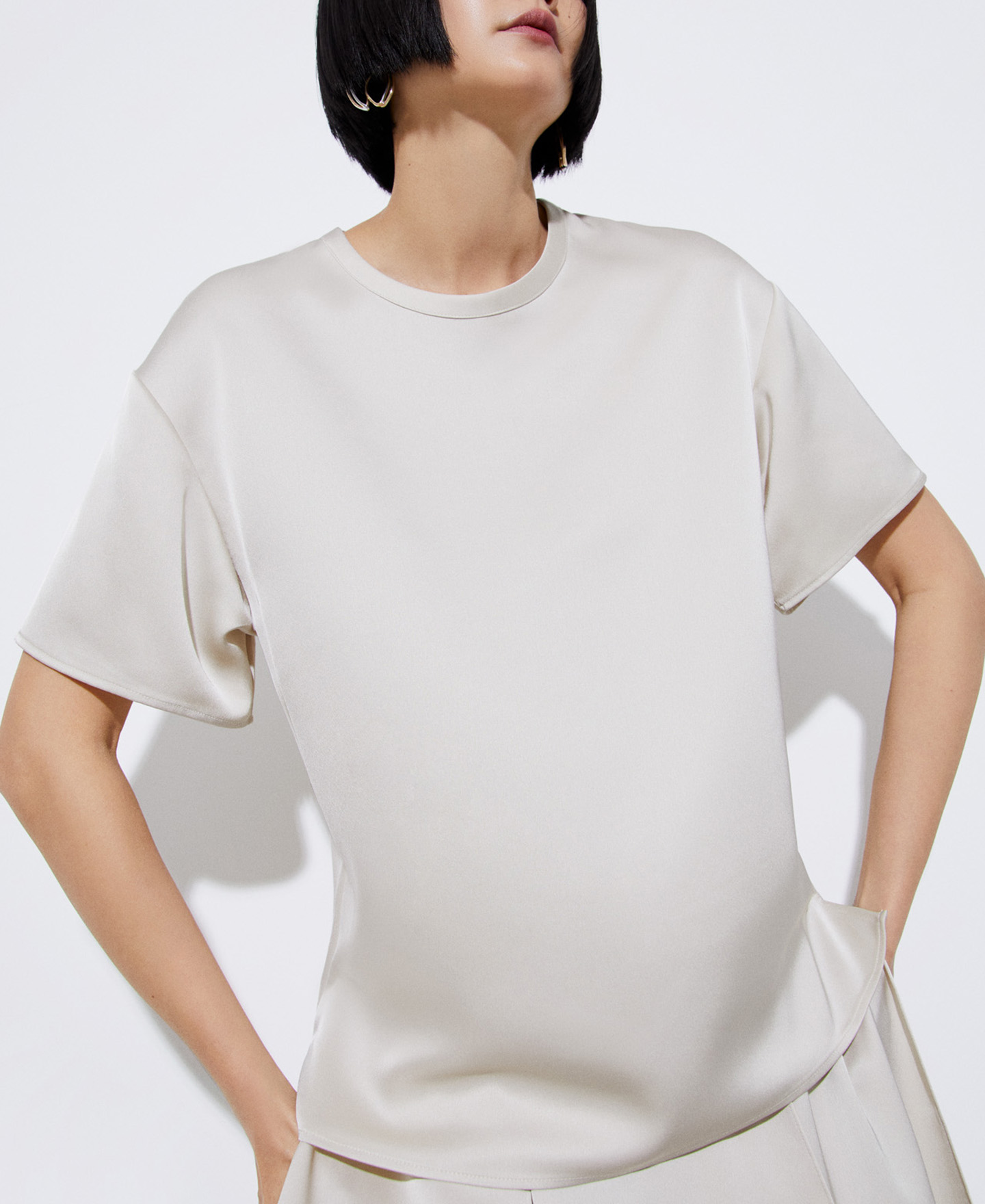 Round neckline viscose t-shirt image number 0