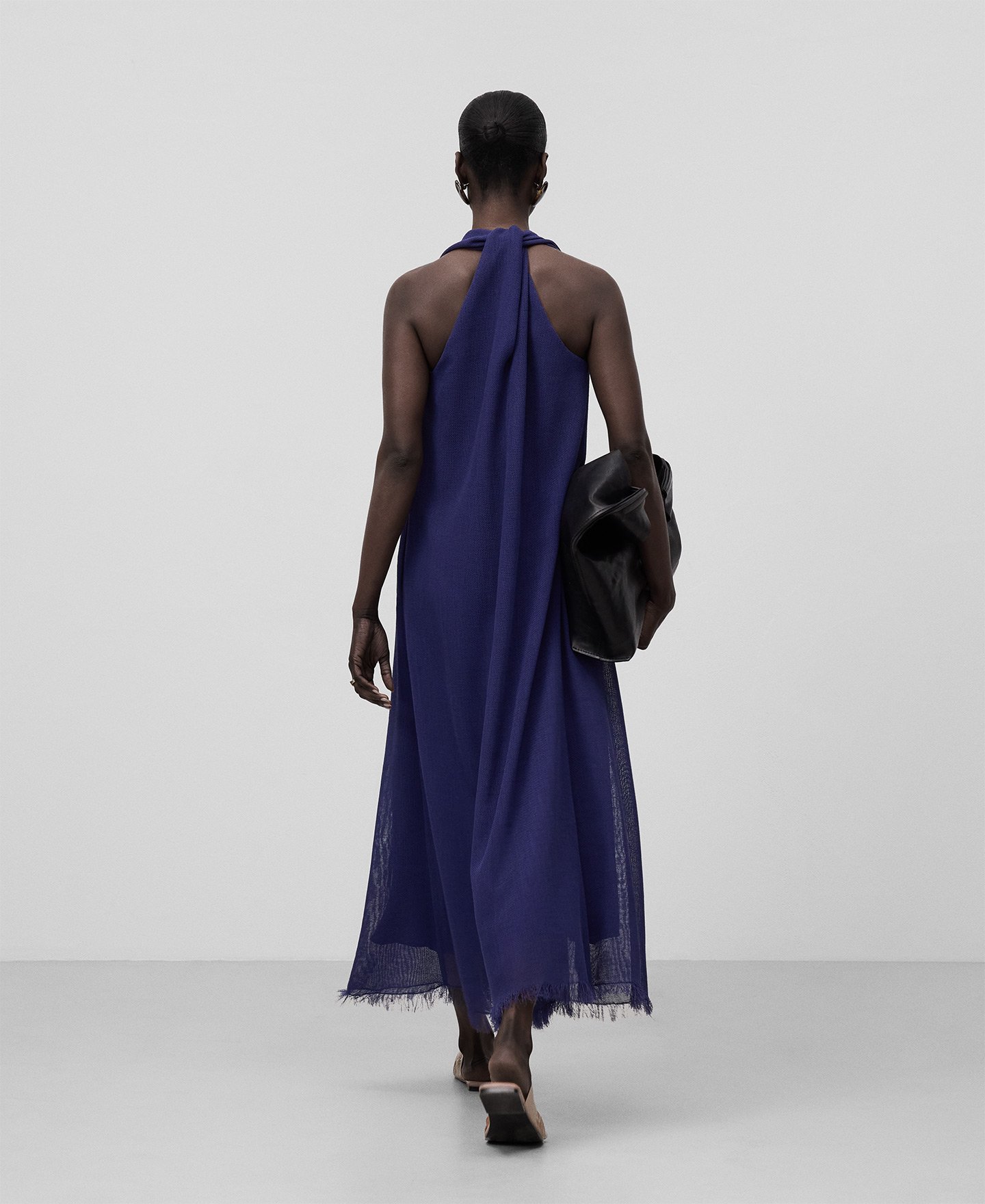 Frayed hem blue dress woman image number 2