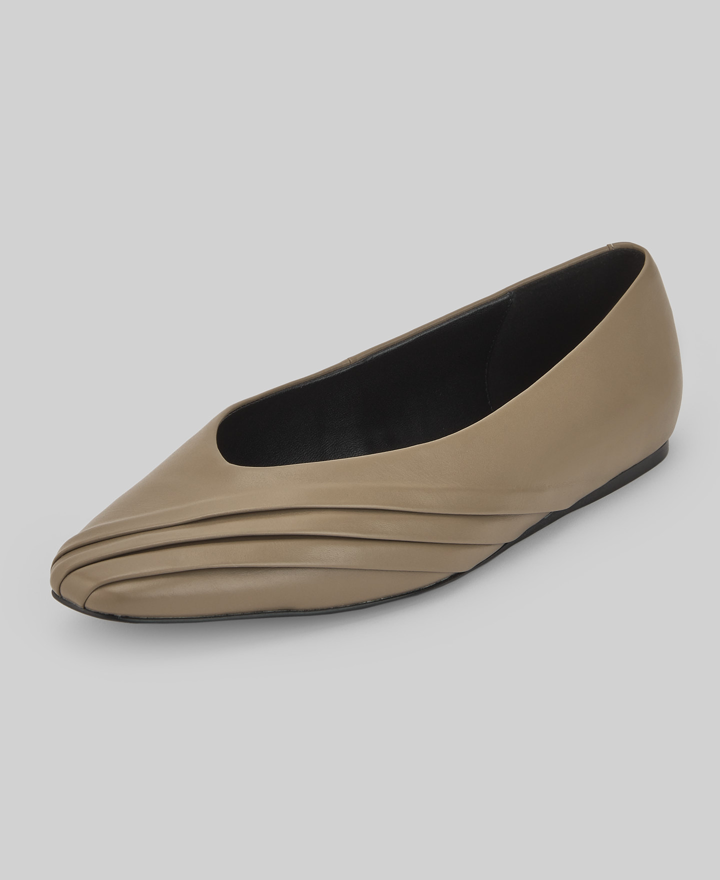 Leather ballet flats with pleats woman image number 3