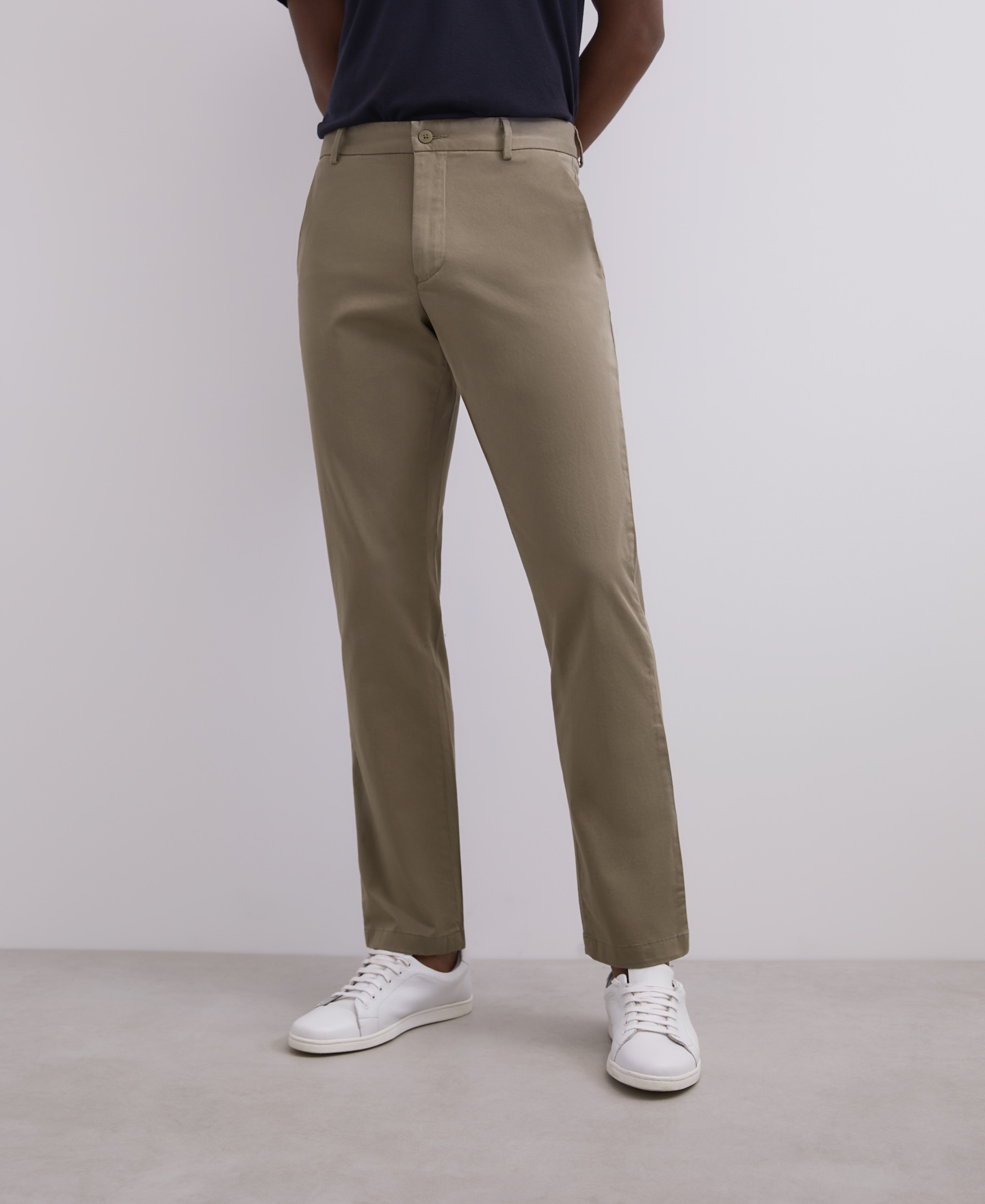 Pantalón chino algodón elástico image number 3