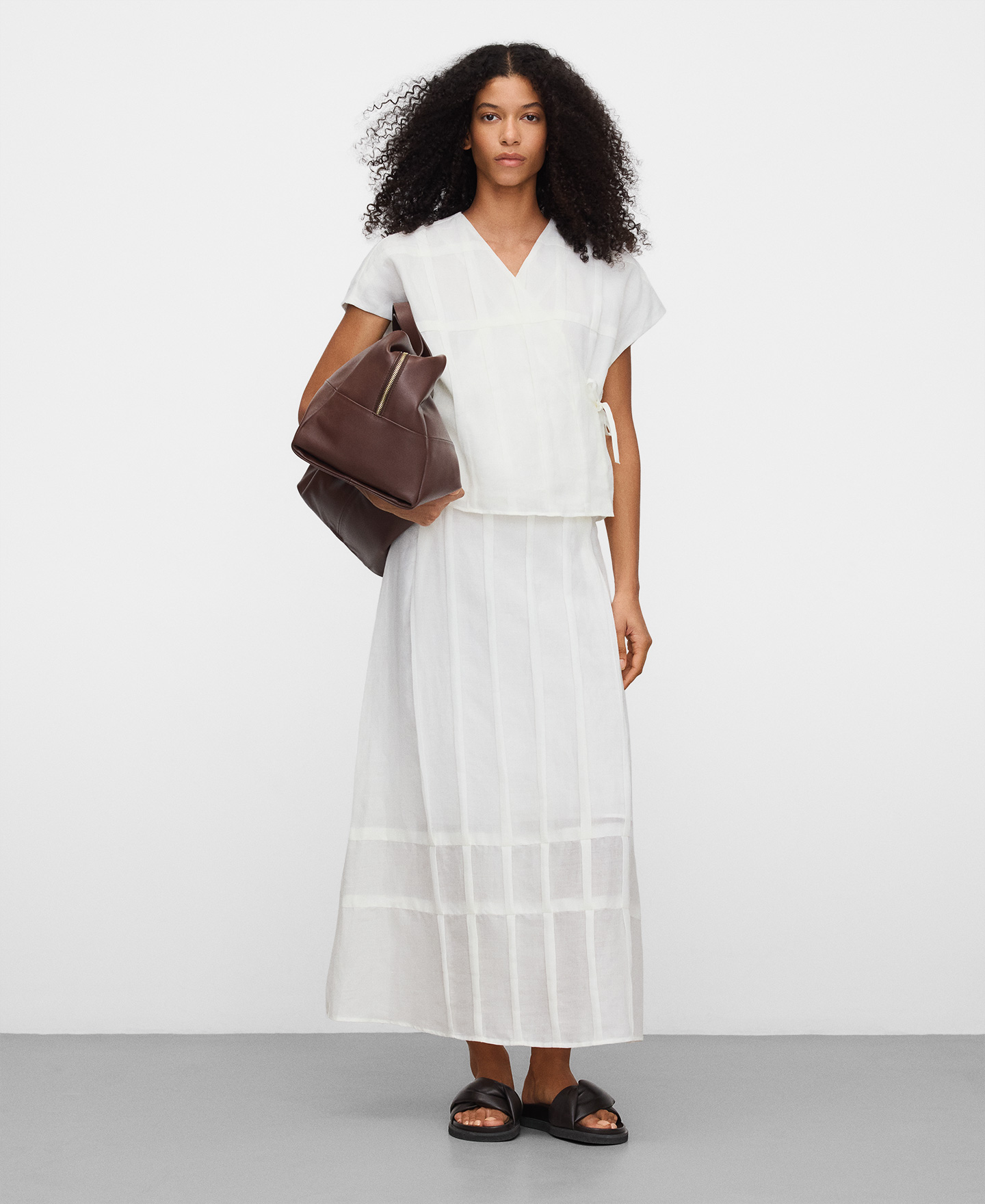 Ramie wrap pleated top image number 1