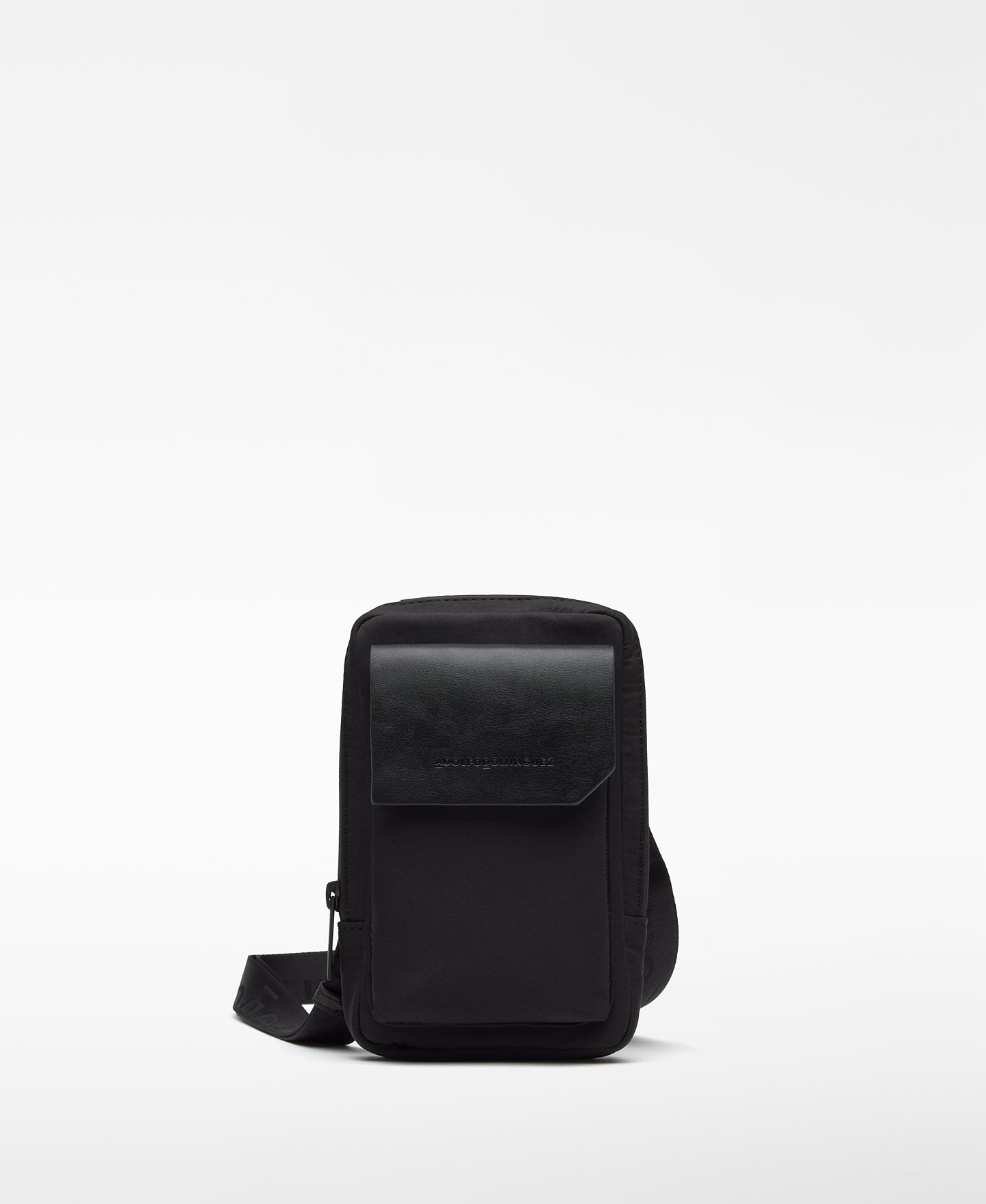 Portam&oacute;vil cremallera impermeable image number 0