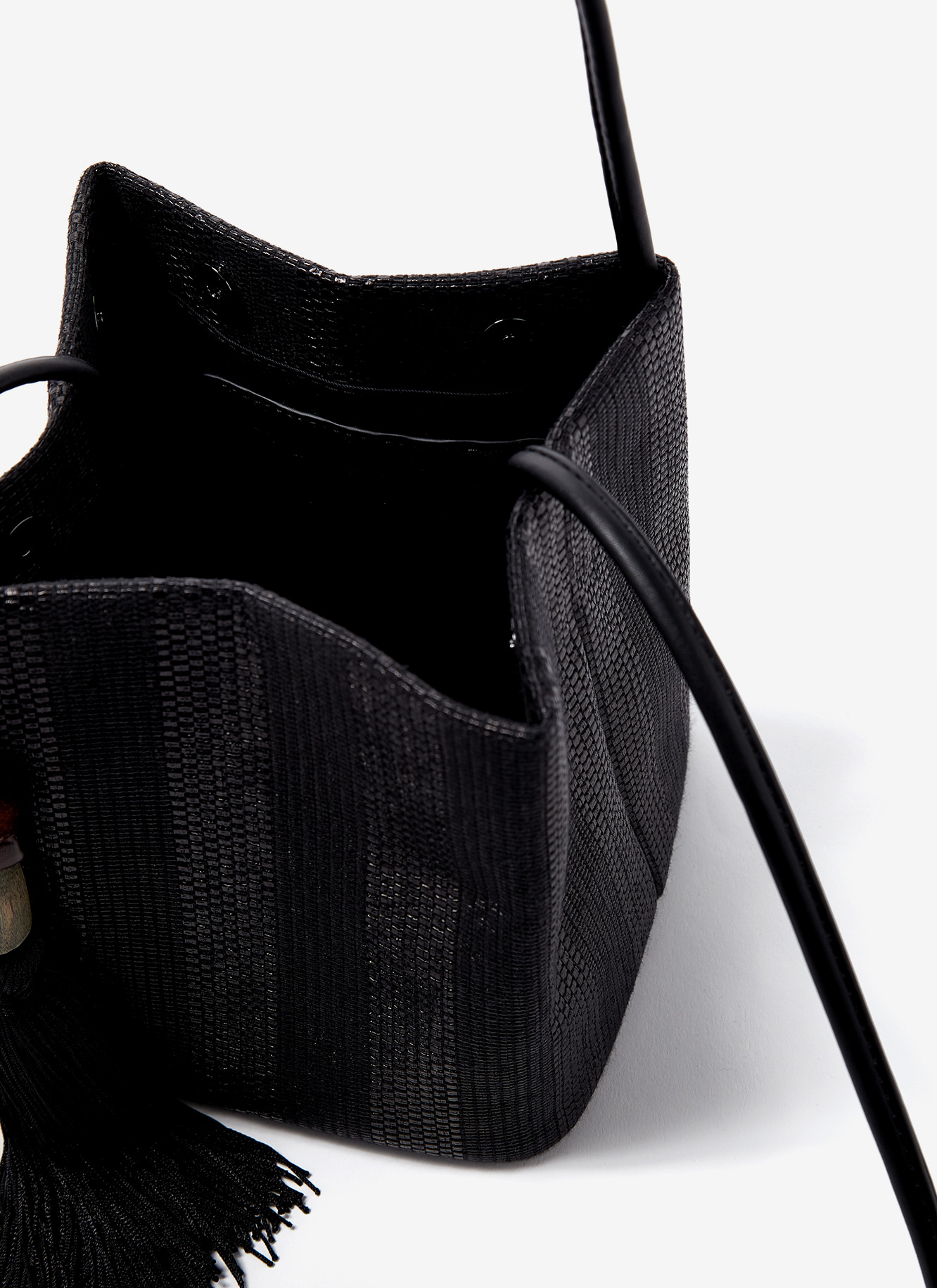 Ladybag with raffia finish image number 2