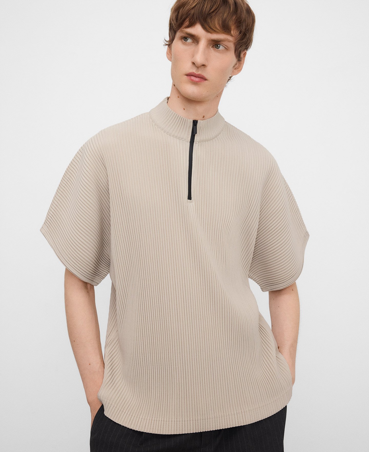 Camiseta crinkle cremallera image number 3