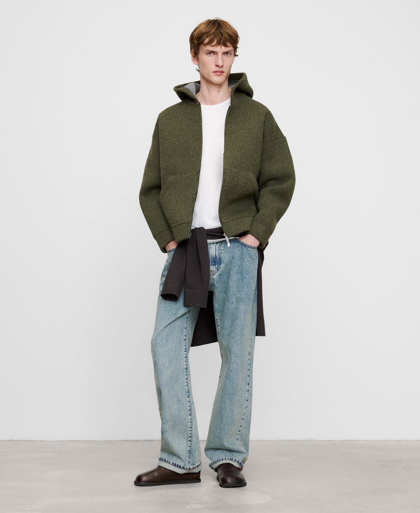 Hooded knit sweatshirt image number 1
