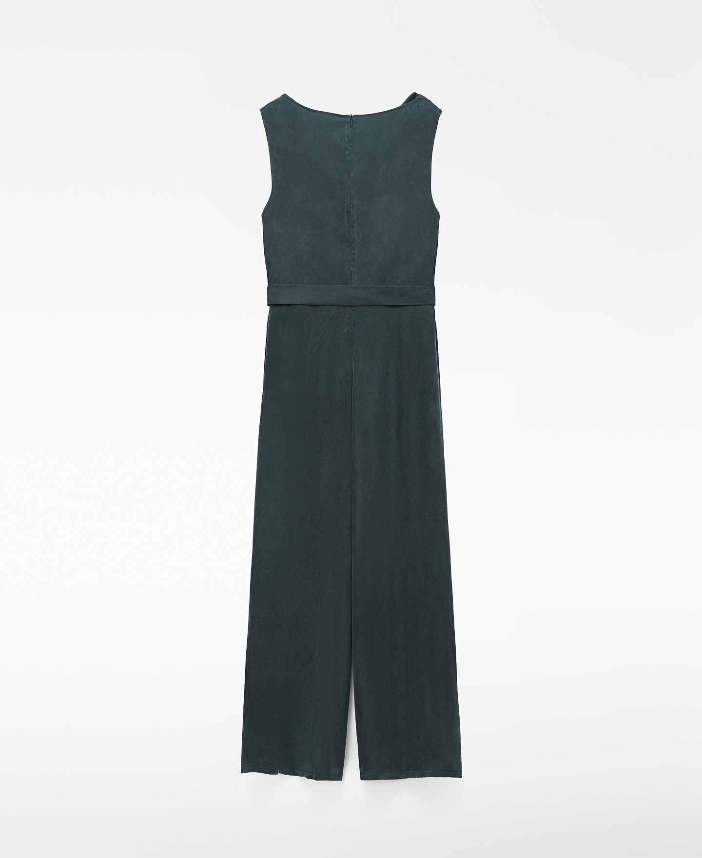 Mono semientallado escote drapeado image number 5