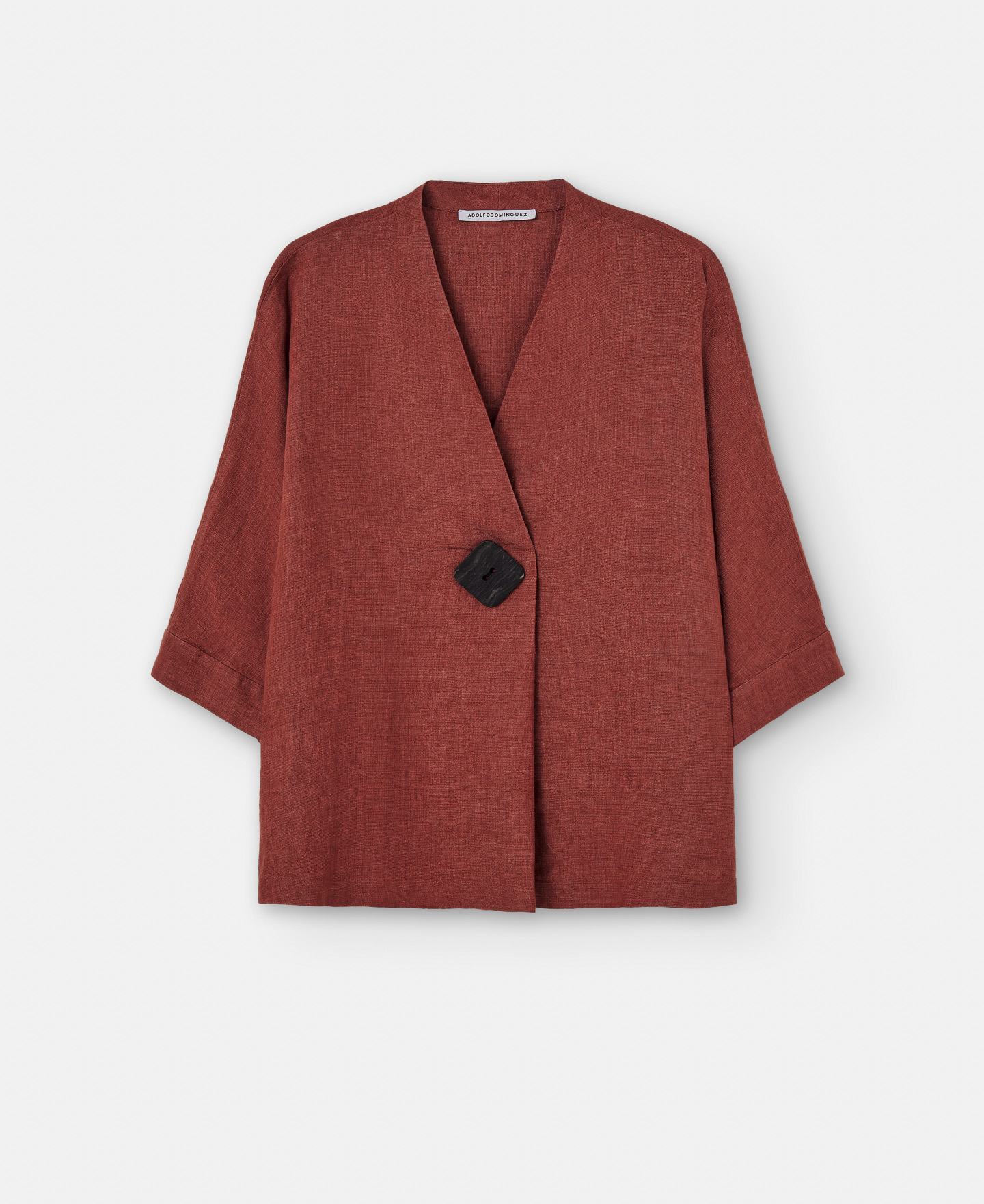 European responsible linen shirt image number 4