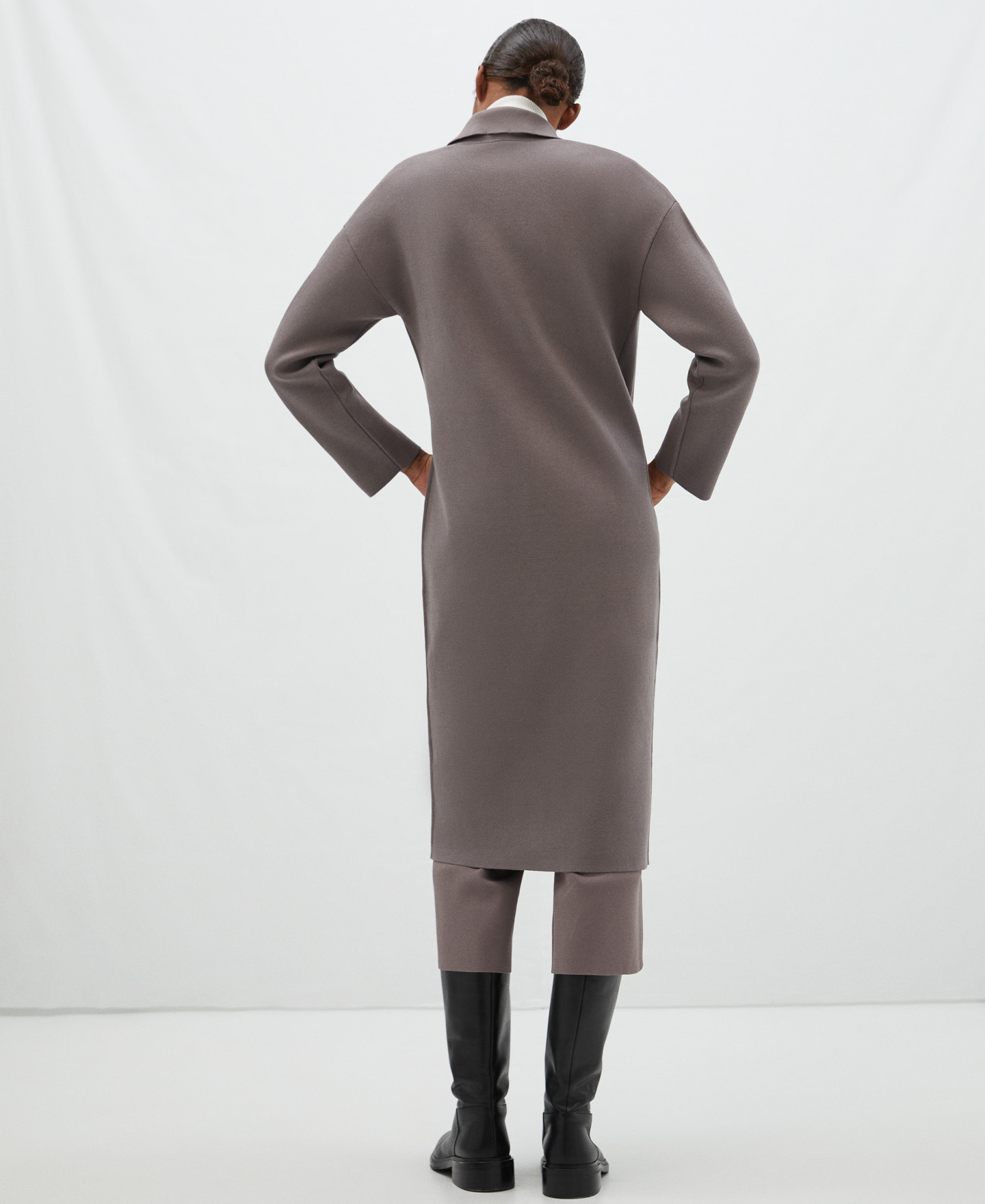 Cerrojillo knitted coat image number 2