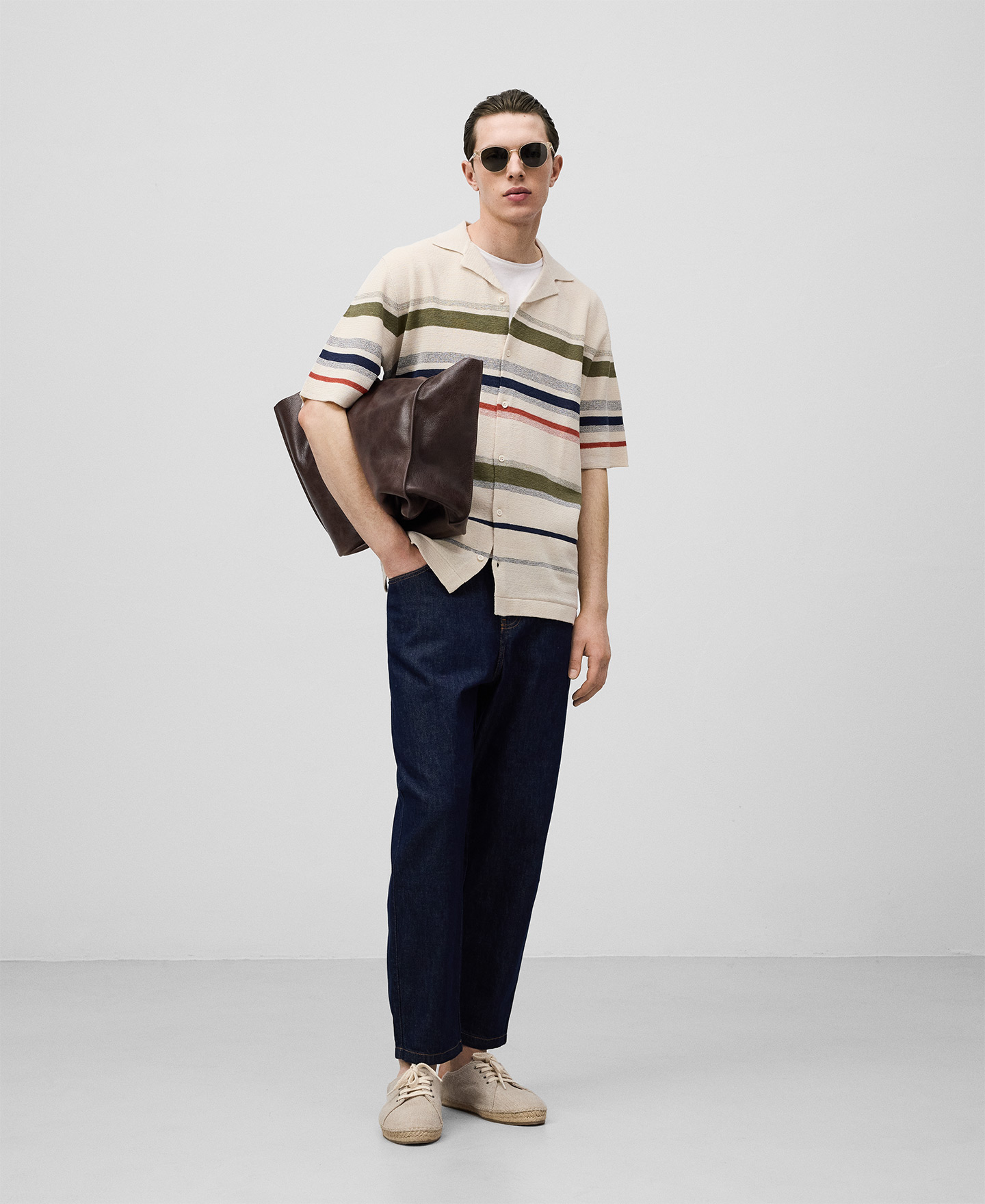 Polo rayas con botones hombre image number 1