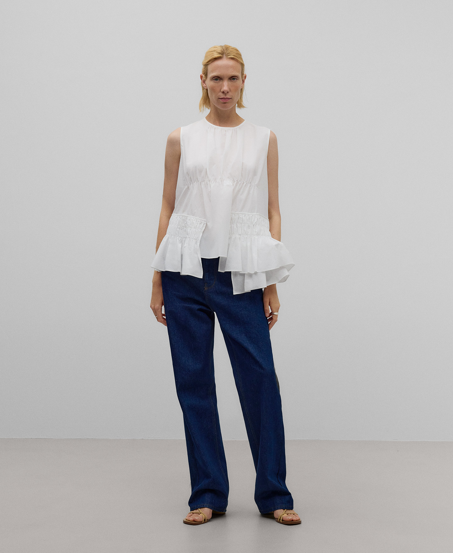 Asymmetrical ruffle top woman image number 1