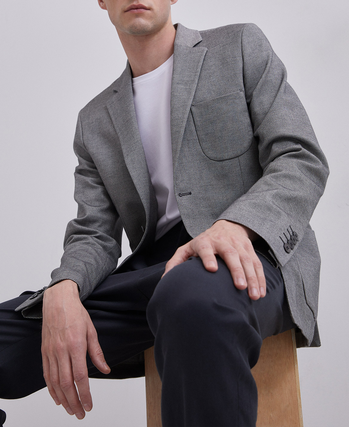 Classic grey tailored jacket image number 2