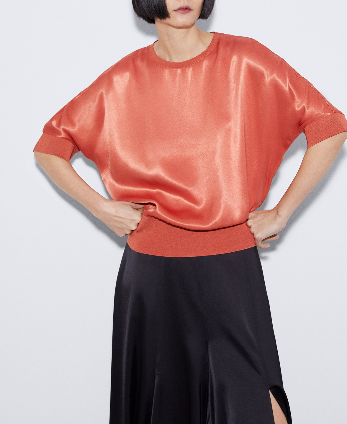 Short sleeve viscose blouse image number 0