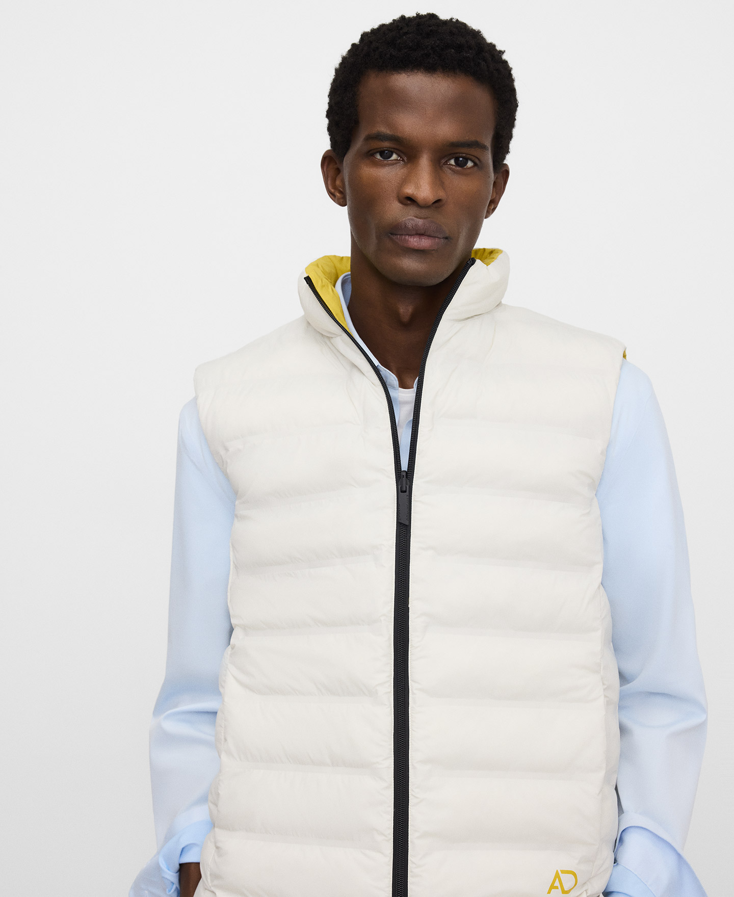 Reversible padded vest image number 5