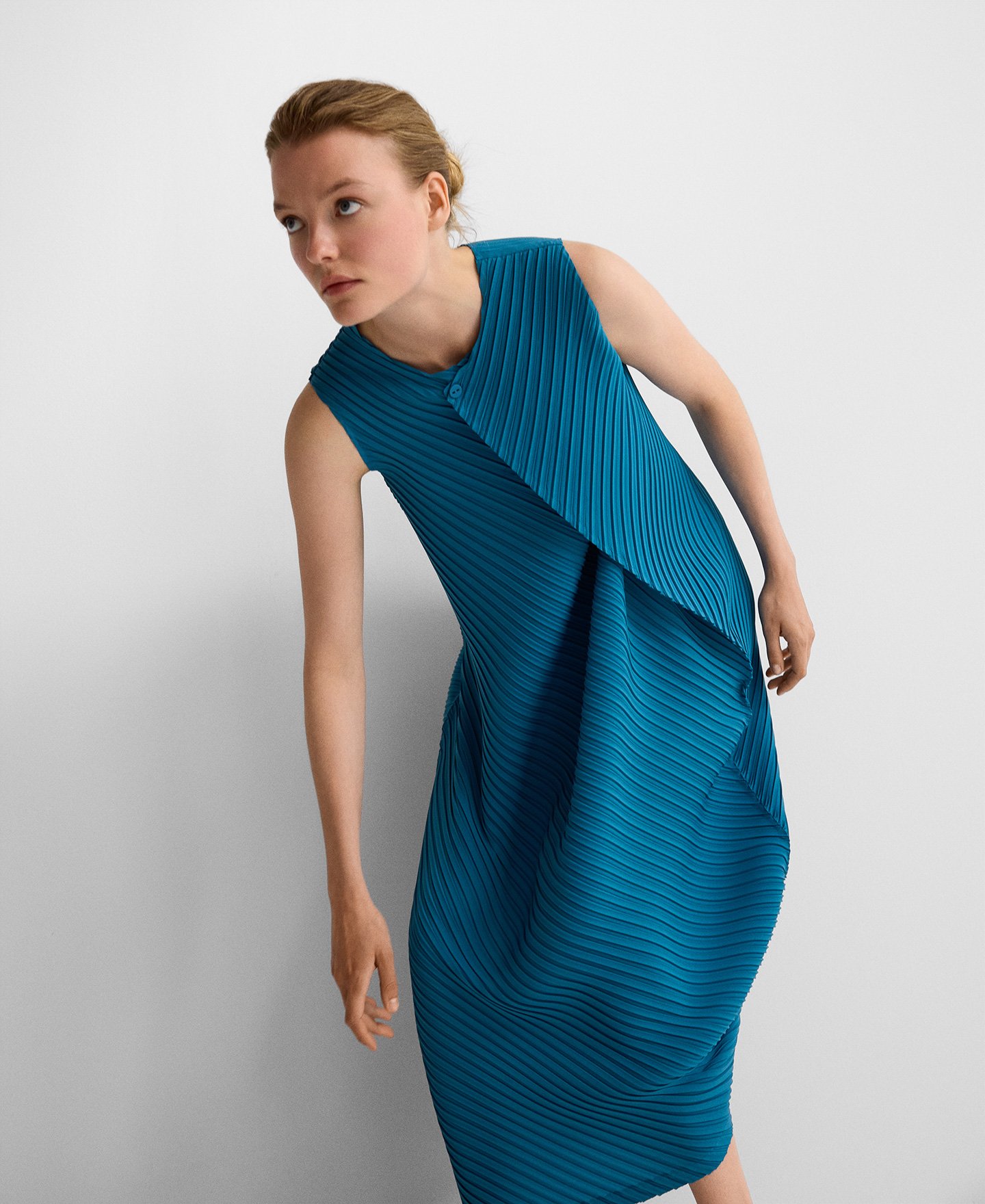Vestido crinkle pliegue mujer image number 3