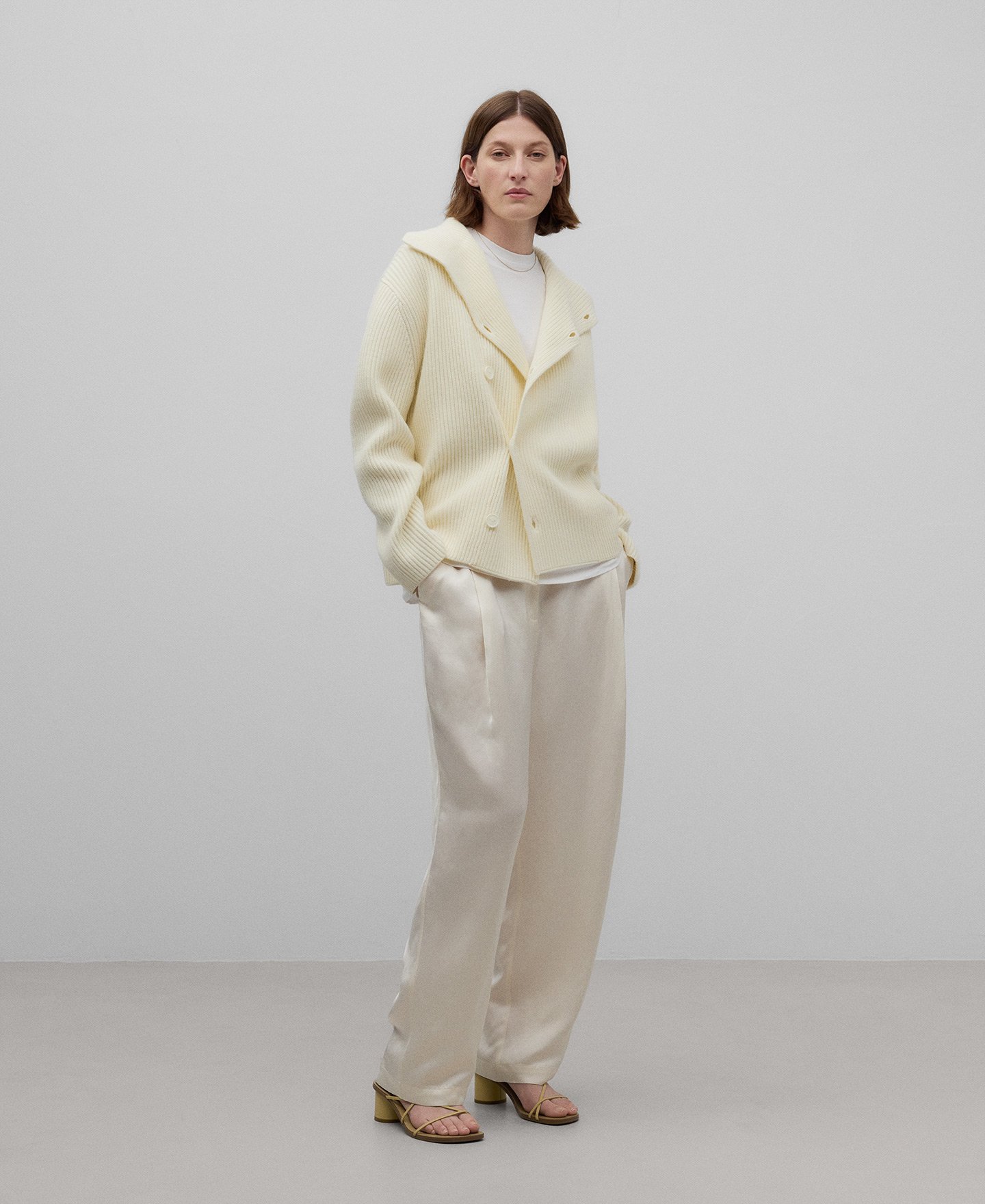 Chaqueta punto perlado lana merino mujer image number 1