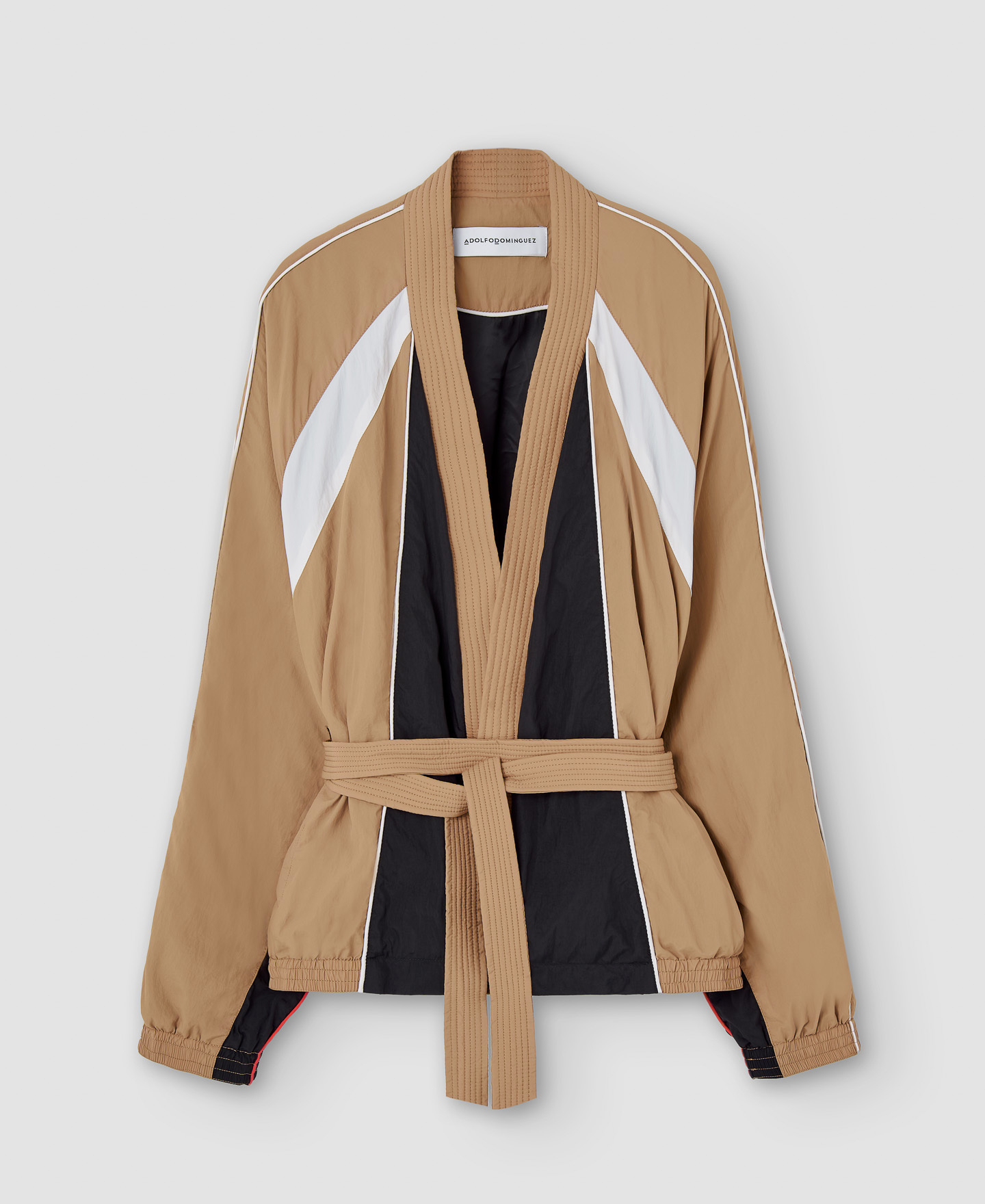 Chaqueta kimono en nailon tricolor image number 4
