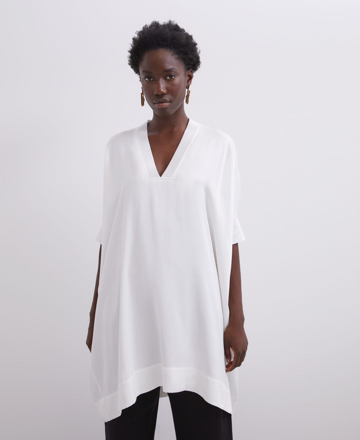 Camisa oversize caramelo en viscosa image number 1