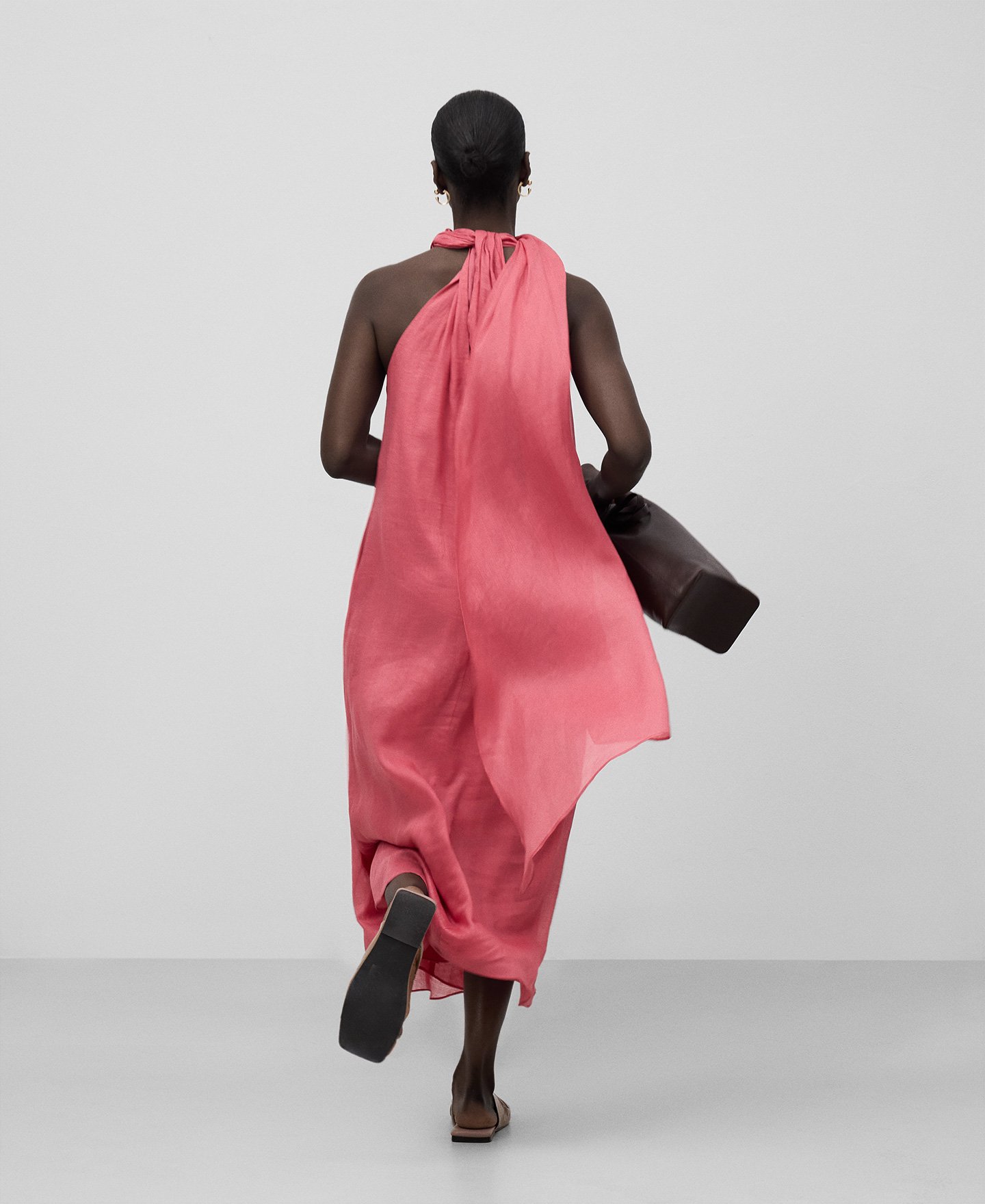 Ramie scarf collar dress woman image number 3
